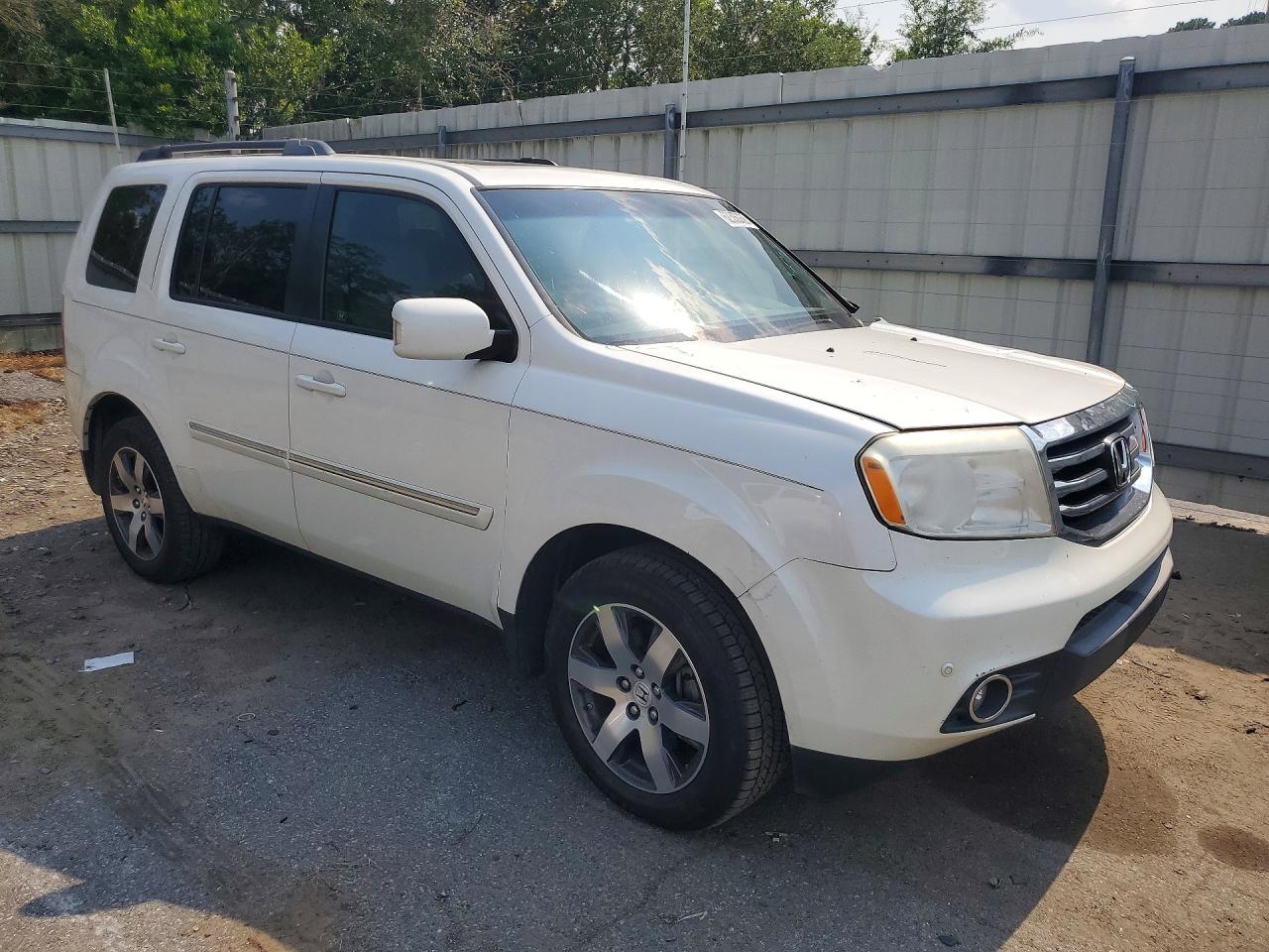 2012 Honda Pilot Touring White vin: 5FNYF3H94CB033157