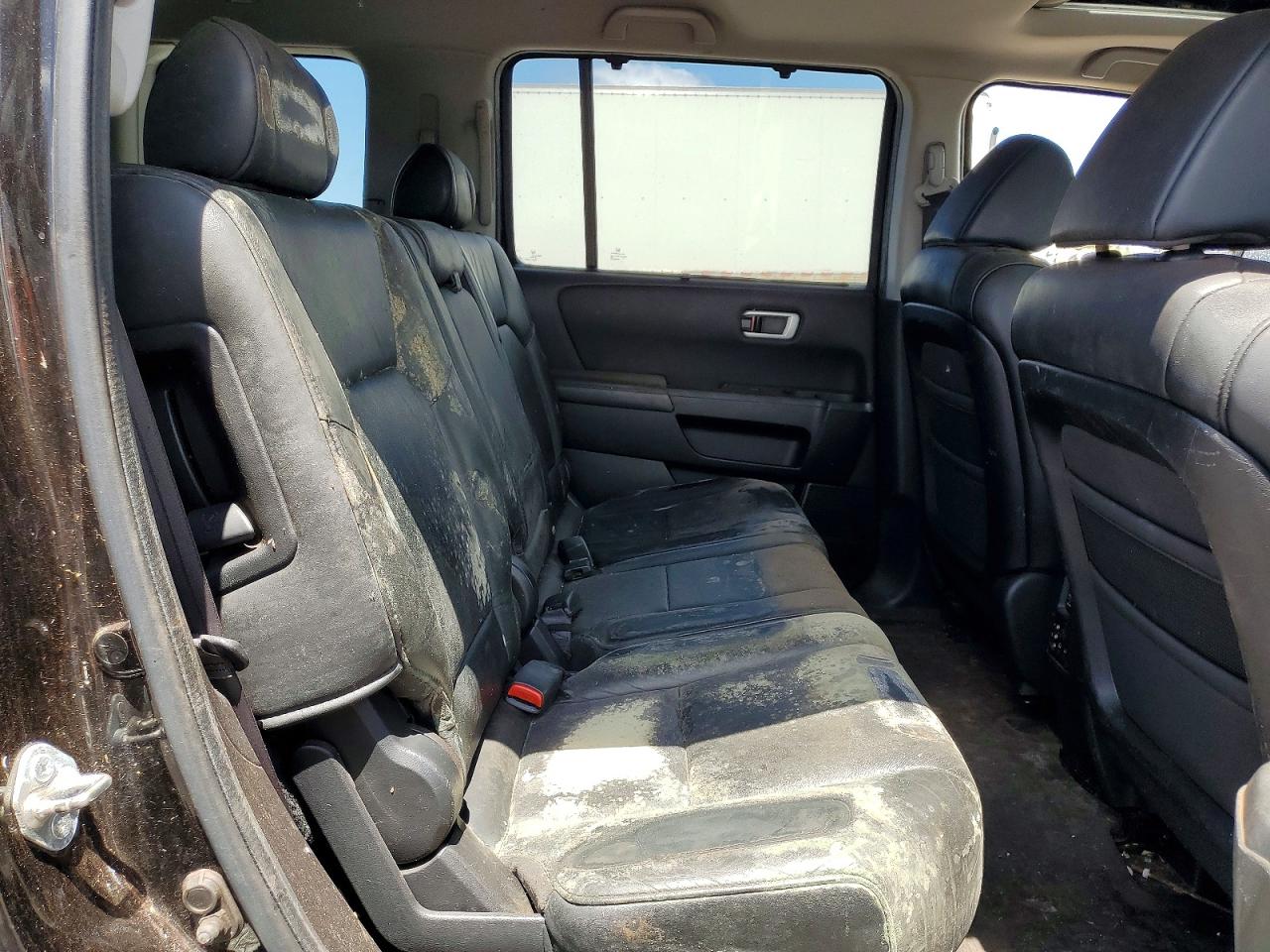 2011 Honda Pilot Touring Black vin: 5FNYF3H95BB045381