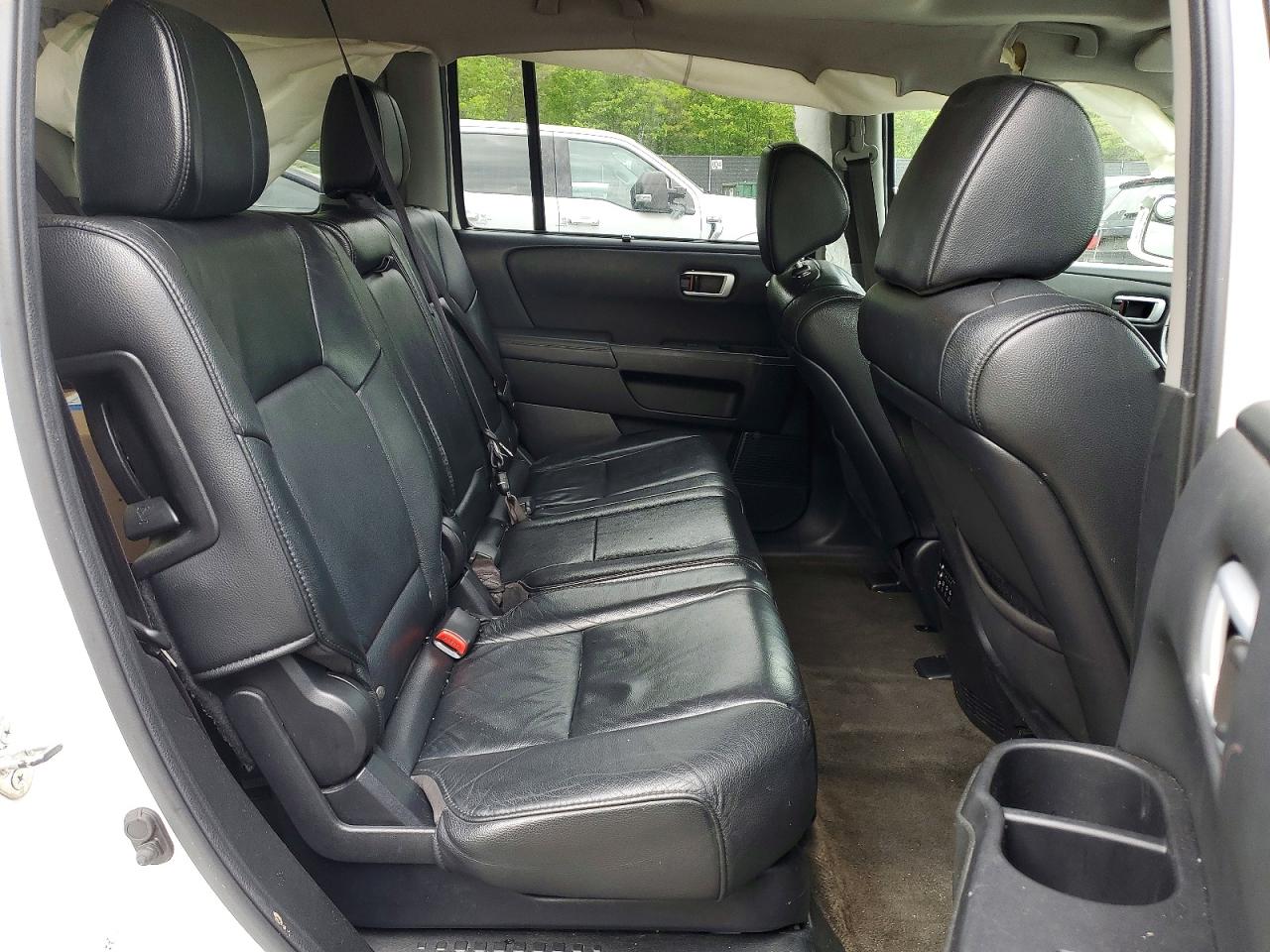2013 Honda Pilot Touring White vin: 5FNYF3H95DB026302