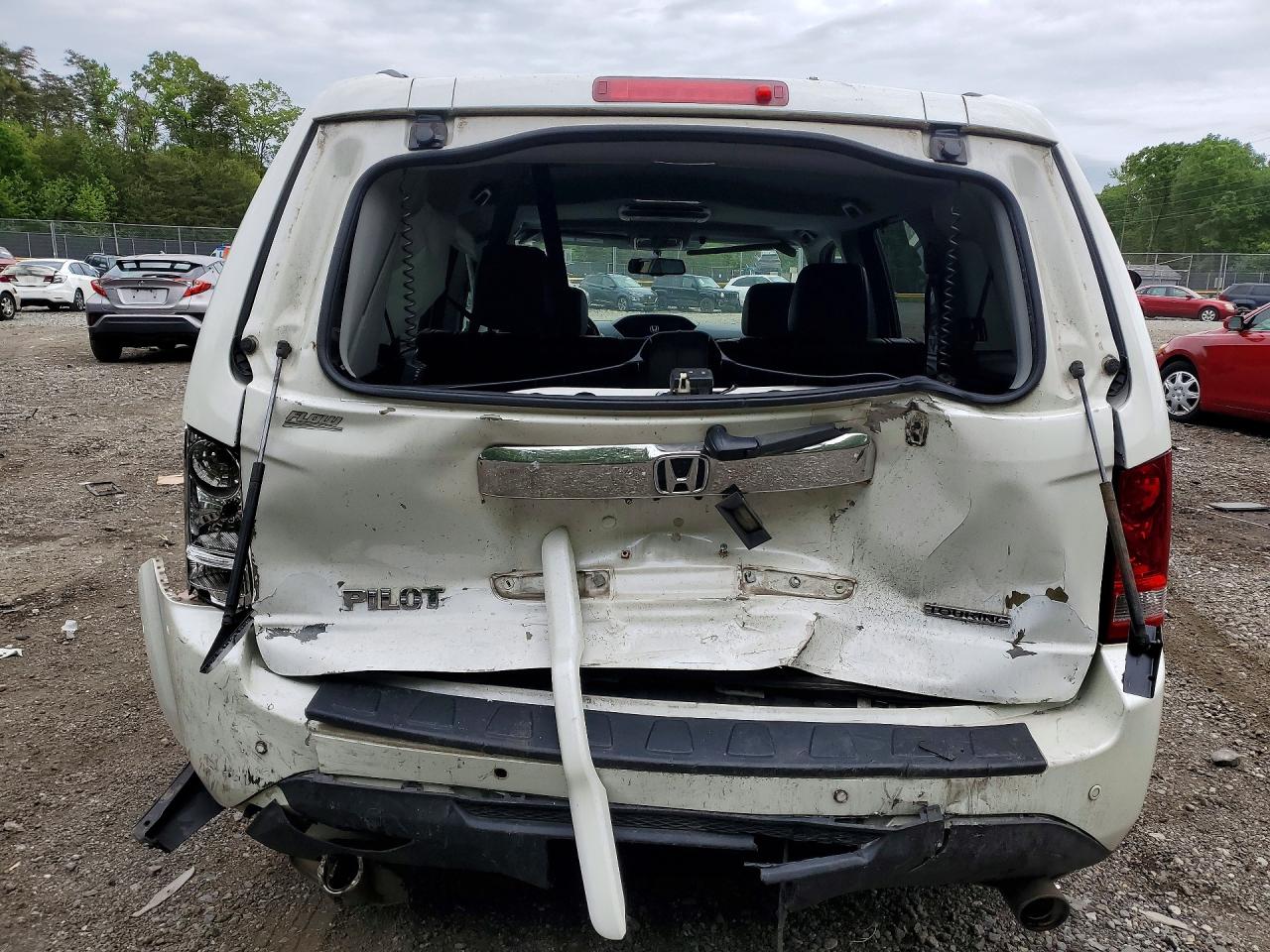2013 Honda Pilot Touring White vin: 5FNYF3H95DB026302