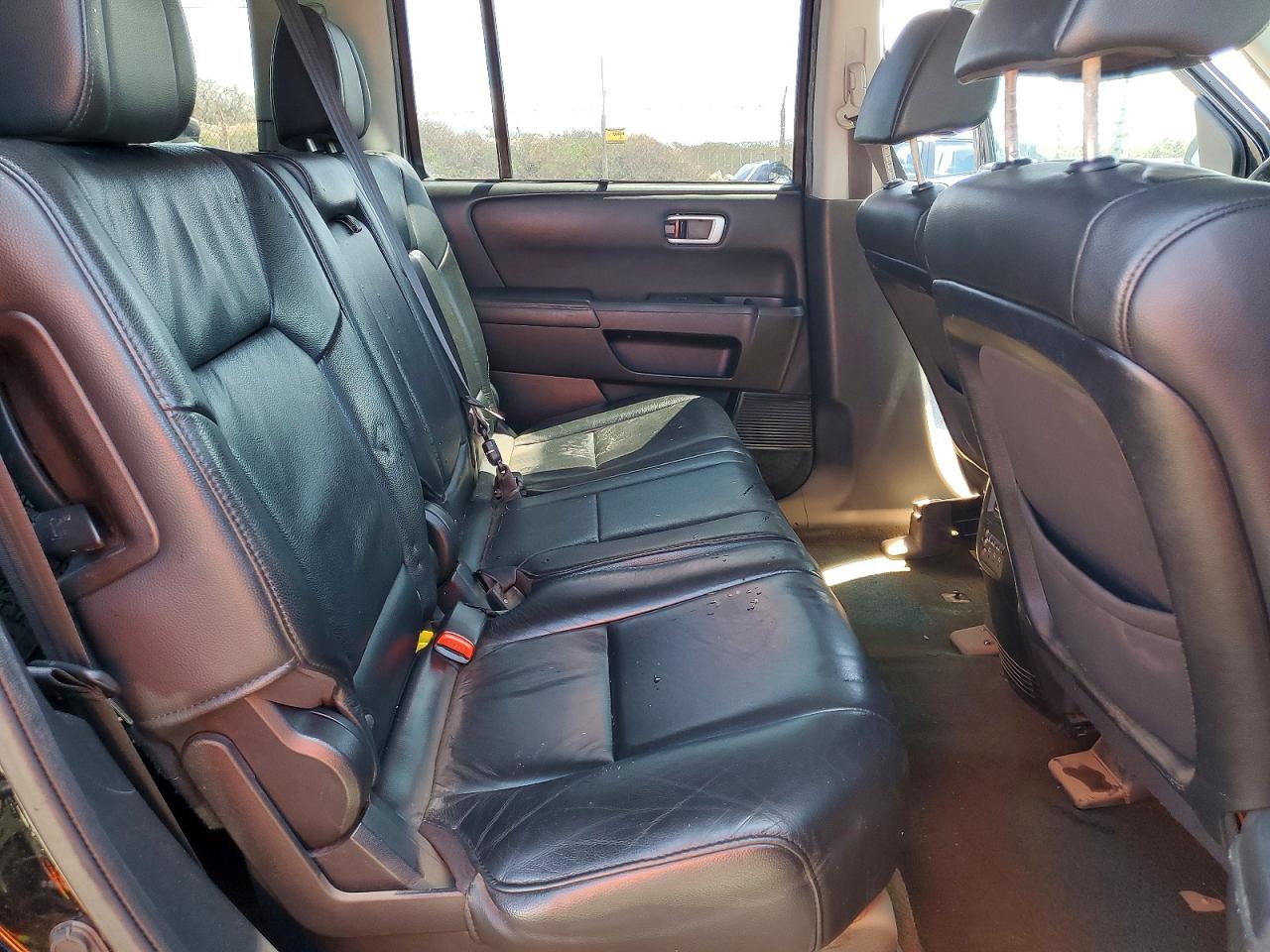 2014 Honda Pilot Touring Black vin: 5FNYF3H95EB018184