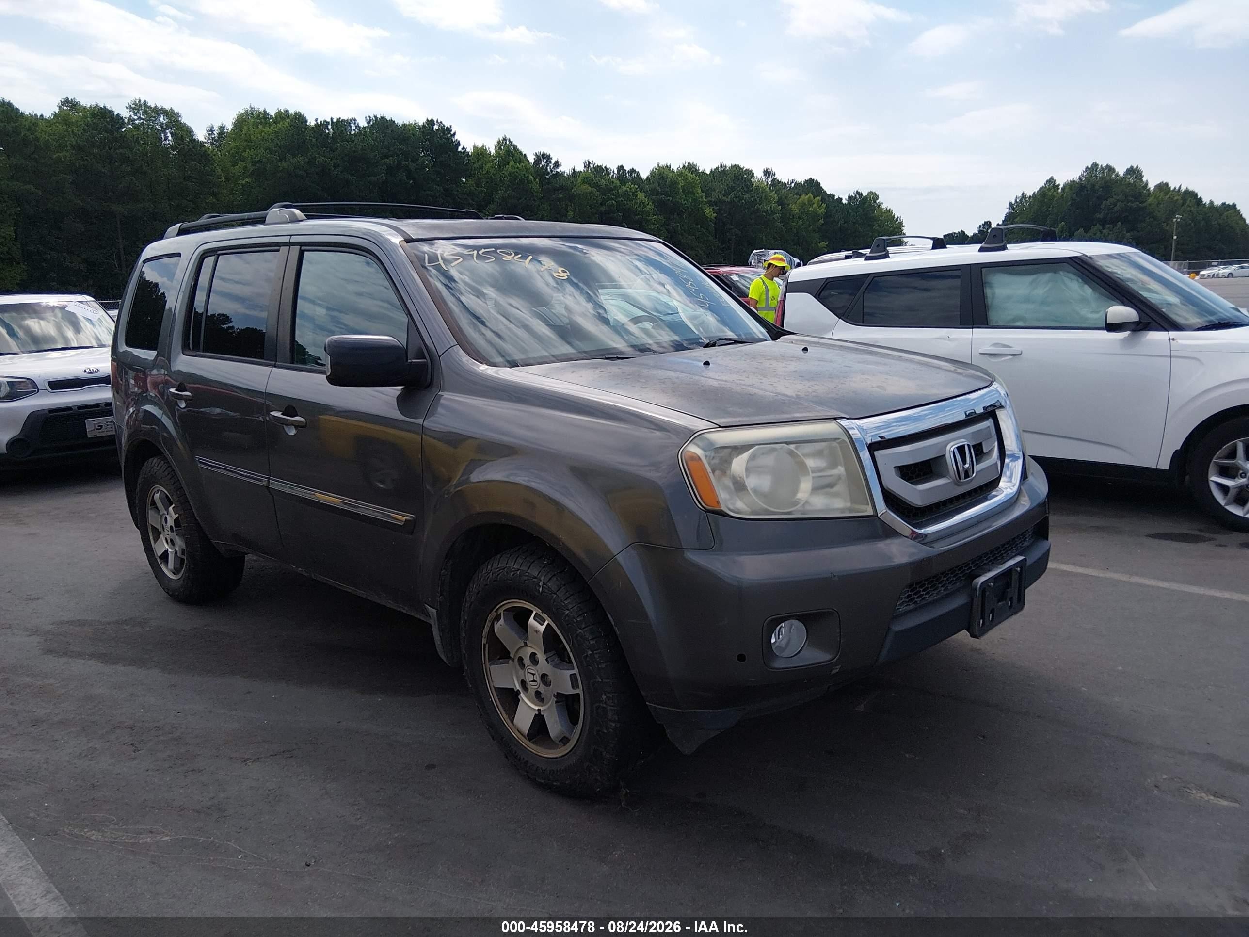 2011 Honda Pilot Touring Gray vin: 5FNYF3H96BB042571