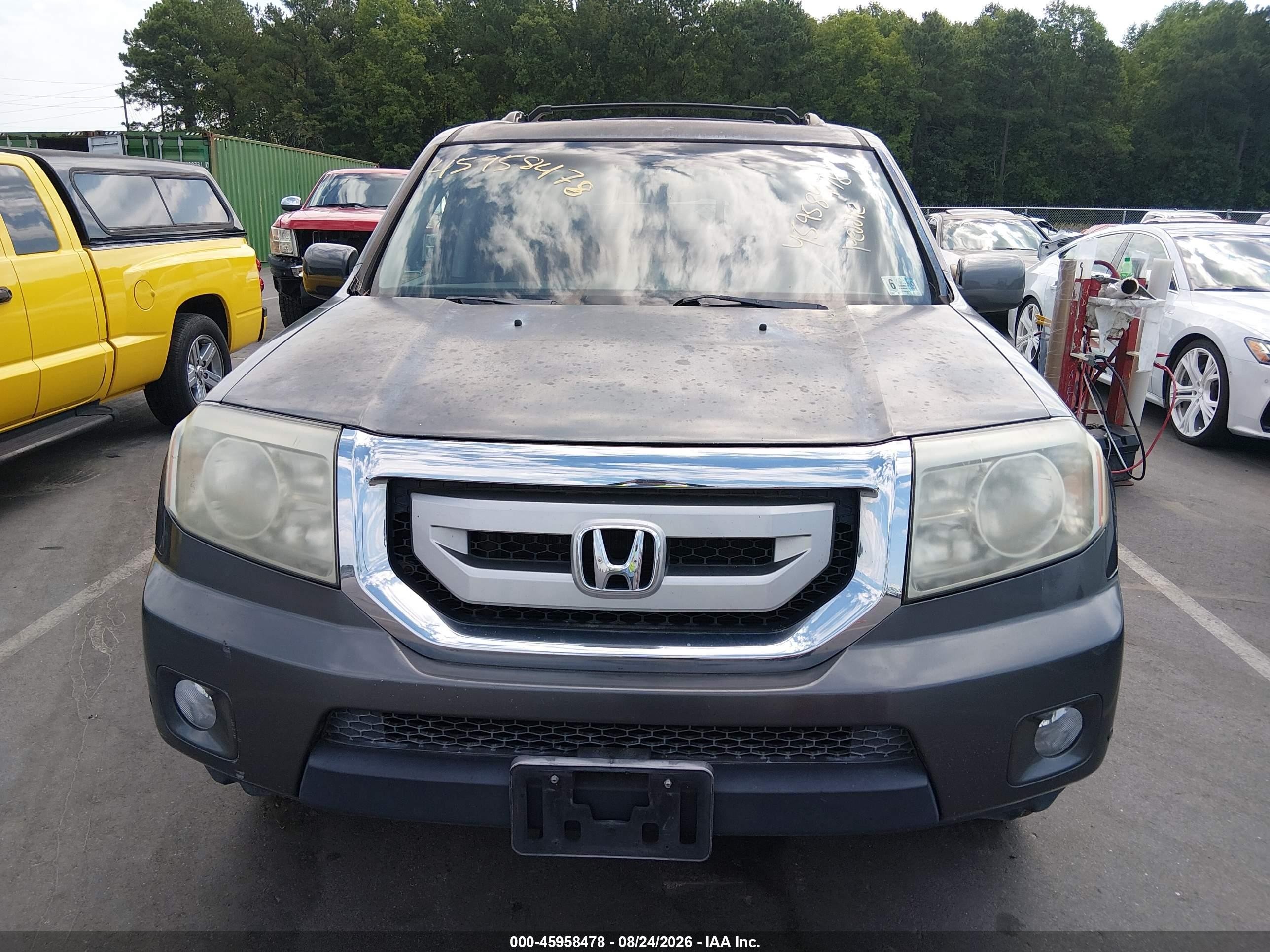 2011 Honda Pilot Touring Gray vin: 5FNYF3H96BB042571