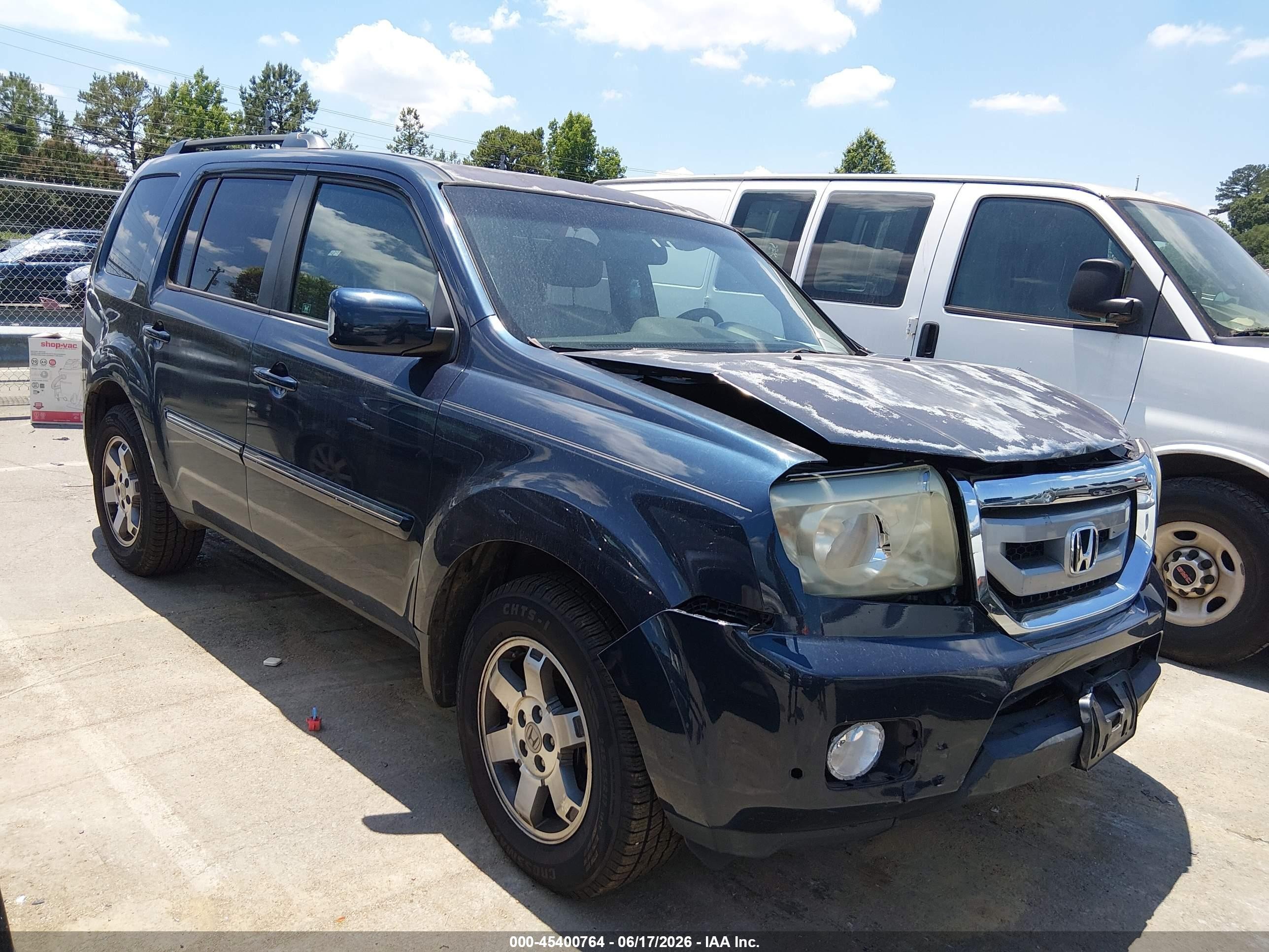 2011 Honda Pilot Touring Blue vin: 5FNYF3H96BB043977