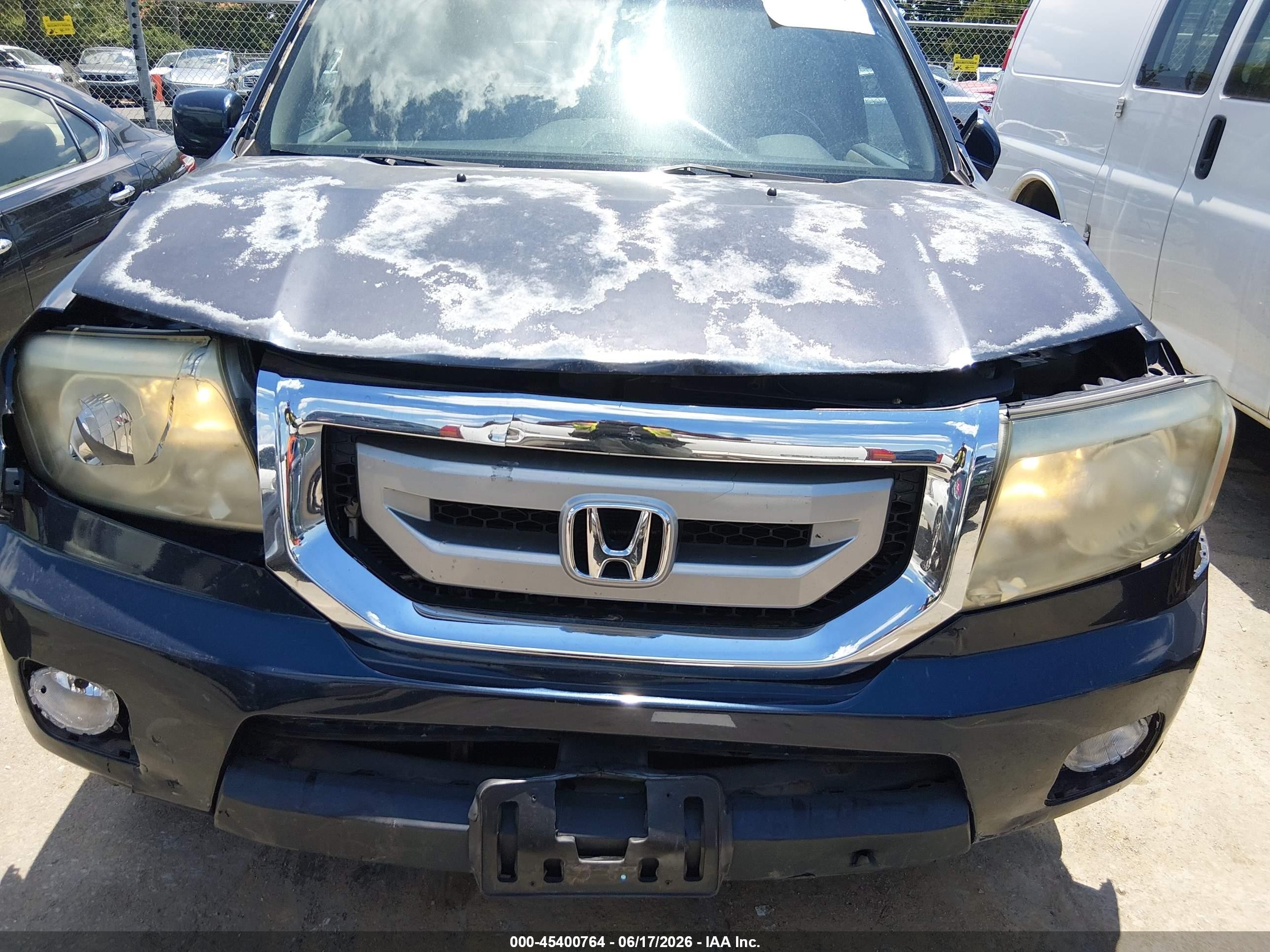 2011 Honda Pilot Touring Blue vin: 5FNYF3H96BB043977