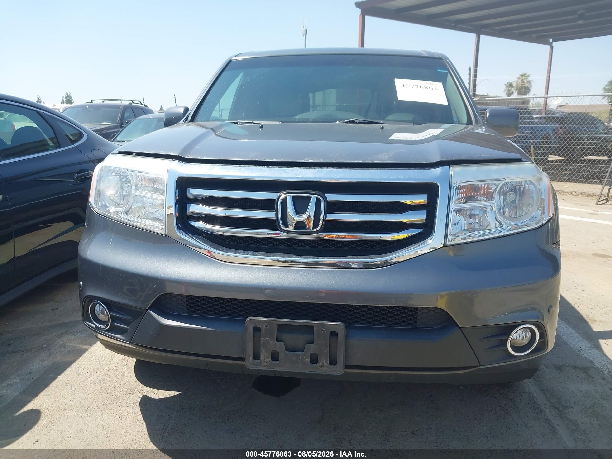 2012 Honda Pilot Touring Gray vin: 5FNYF3H96CB043513