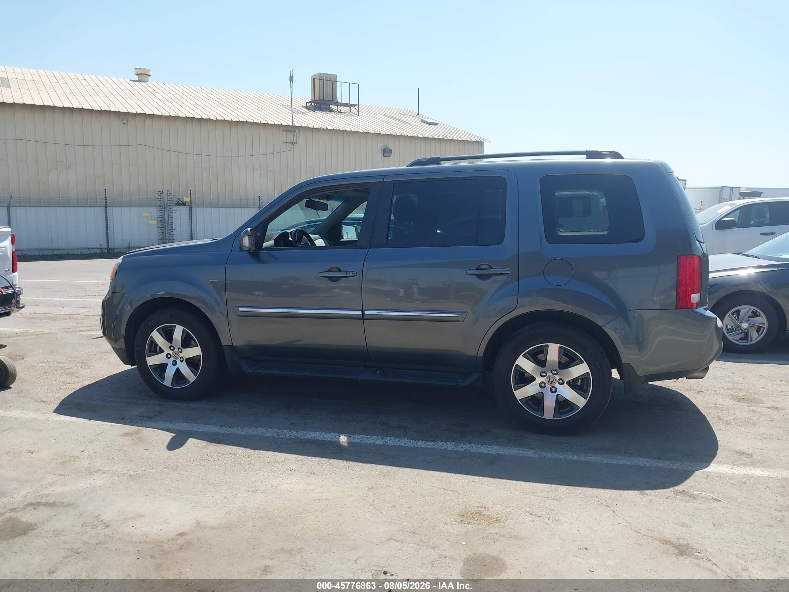 2012 Honda Pilot Touring Gray vin: 5FNYF3H96CB043513