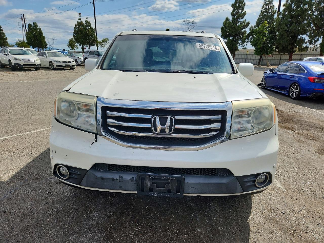 2015 Honda Pilot Touring White vin: 5FNYF3H96FB013657