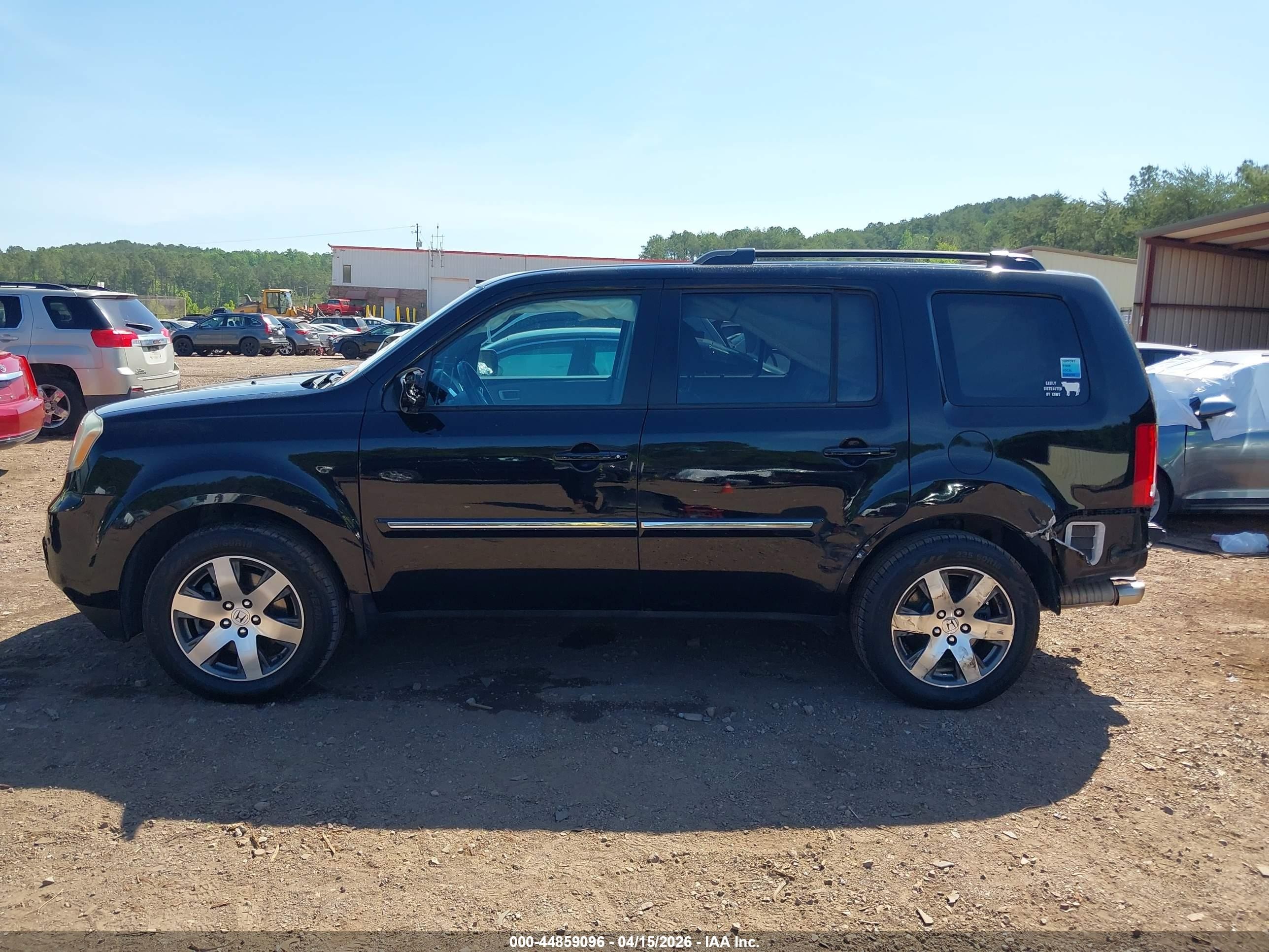 2015 Honda Pilot Touring Black vin: 5FNYF3H96FB013710