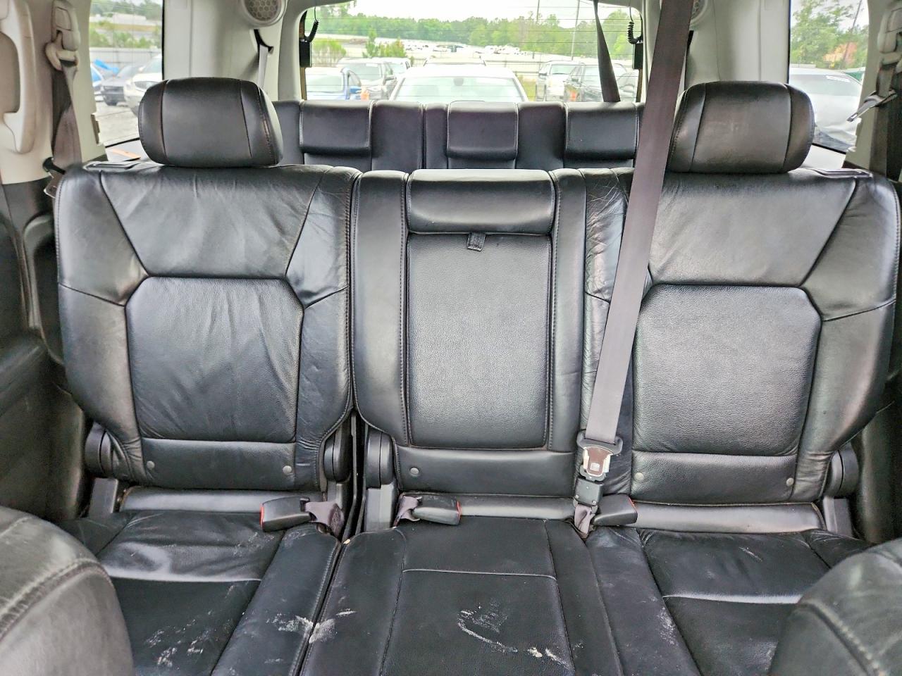 2011 Honda Pilot Touring Silver vin: 5FNYF3H97BB005173