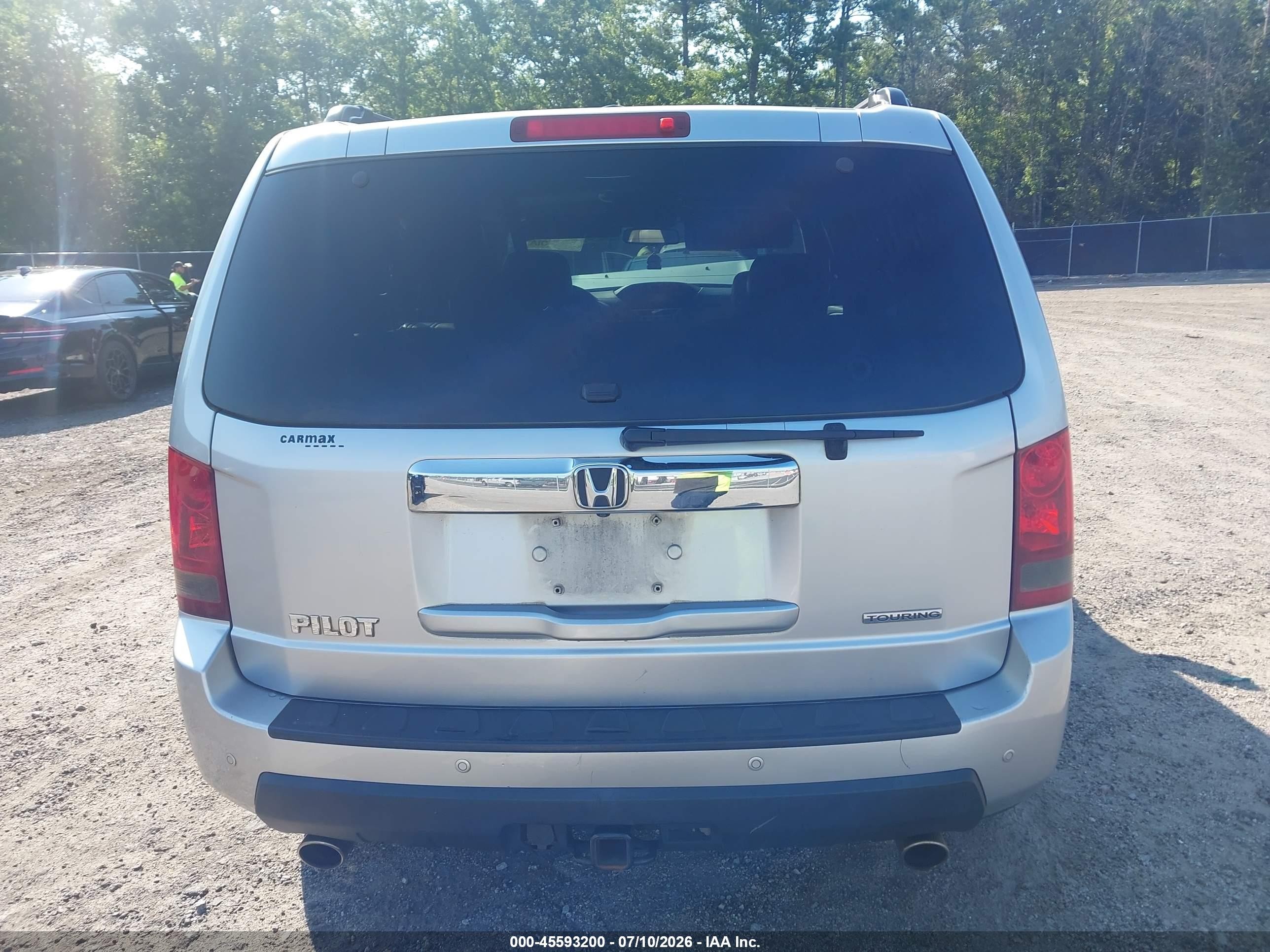 2011 Honda Pilot Touring Silver vin: 5FNYF3H97BB013600