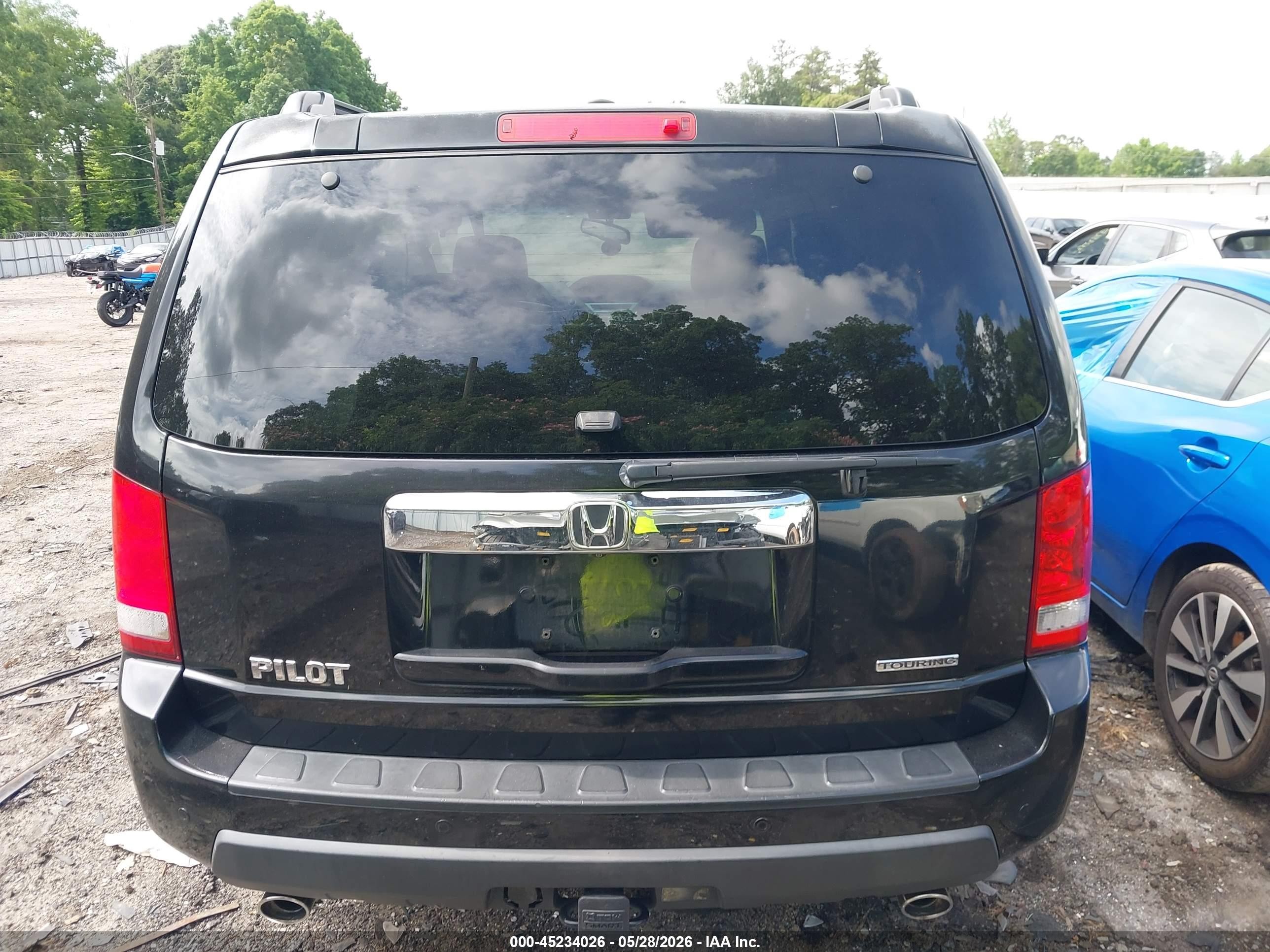 2011 Honda Pilot Touring Black vin: 5FNYF3H97BB038710