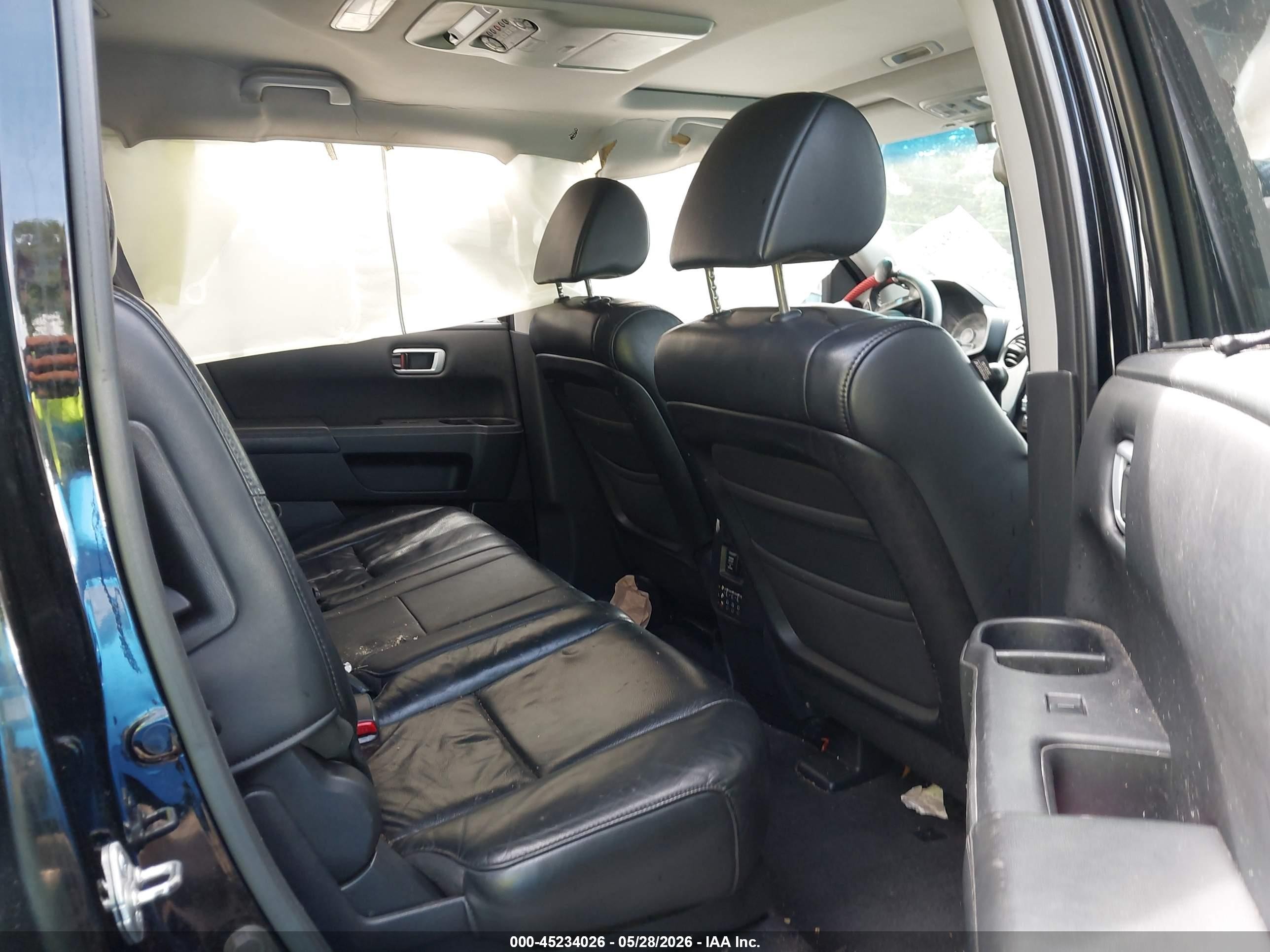 2011 Honda Pilot Touring Black vin: 5FNYF3H97BB038710