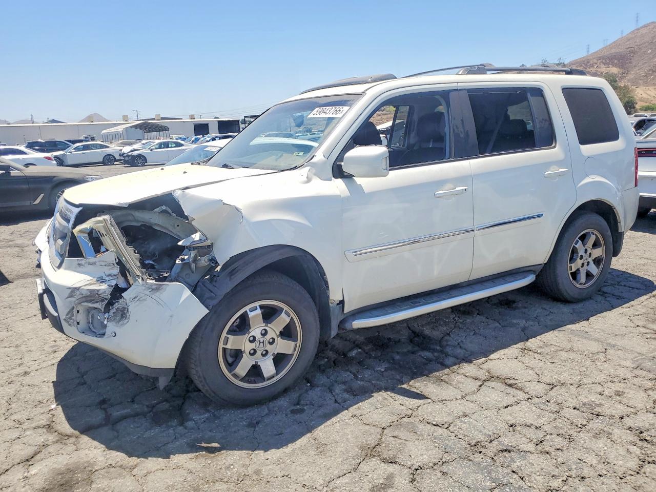 2011 Honda Pilot Touring White vin: 5FNYF3H97BB052252