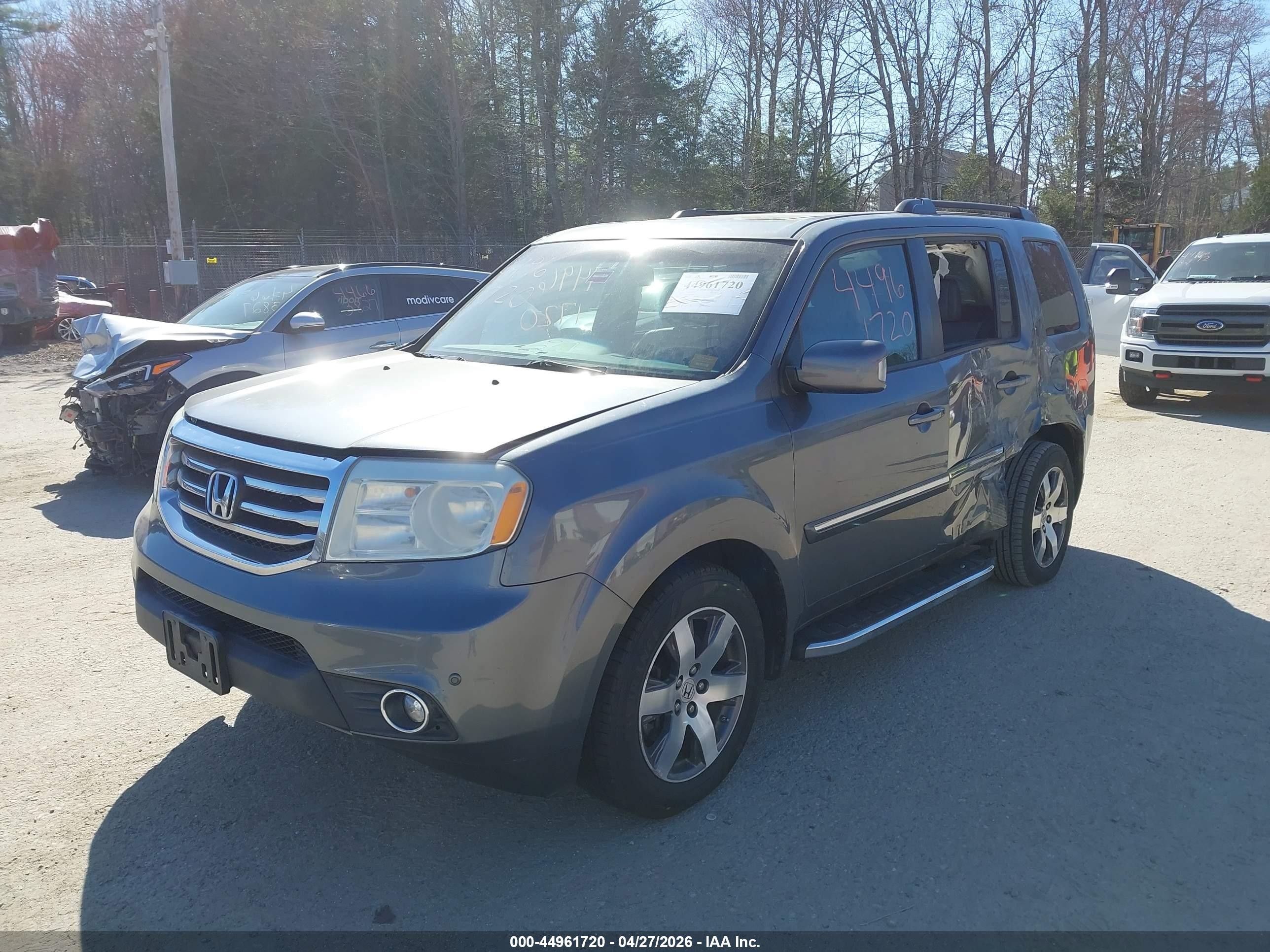 2012 Honda Pilot Touring Gray vin: 5FNYF3H97CB006471