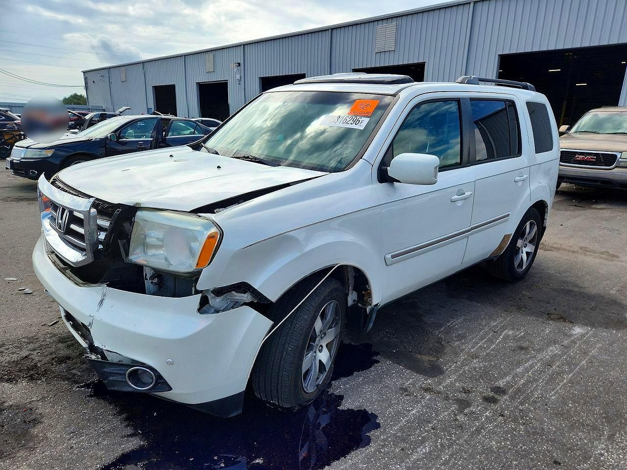 2012 Honda Pilot White vin: 5FNYF3H97CB012710