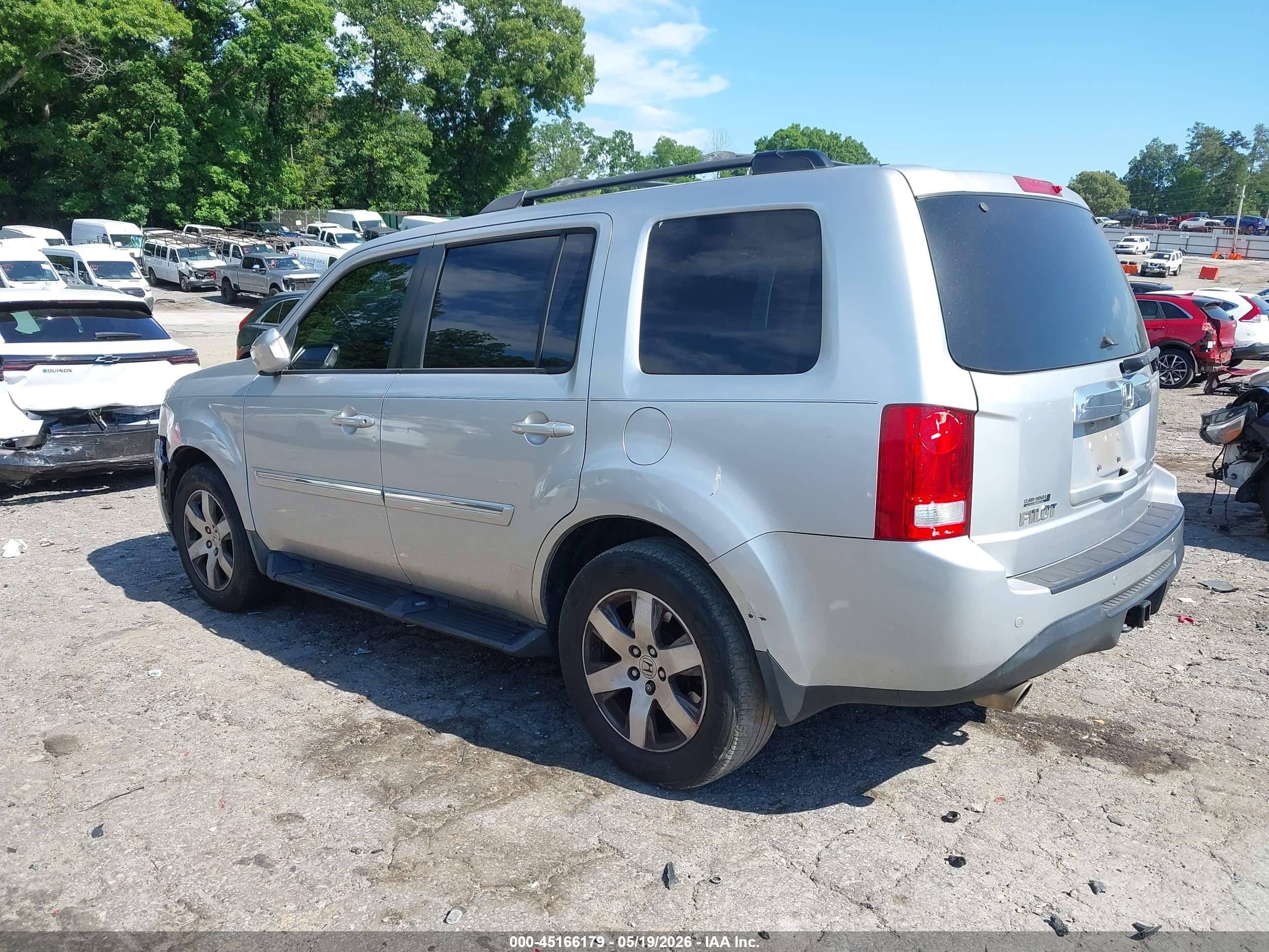 2014 Honda Pilot Touring Silver vin: 5FNYF3H97EB020924