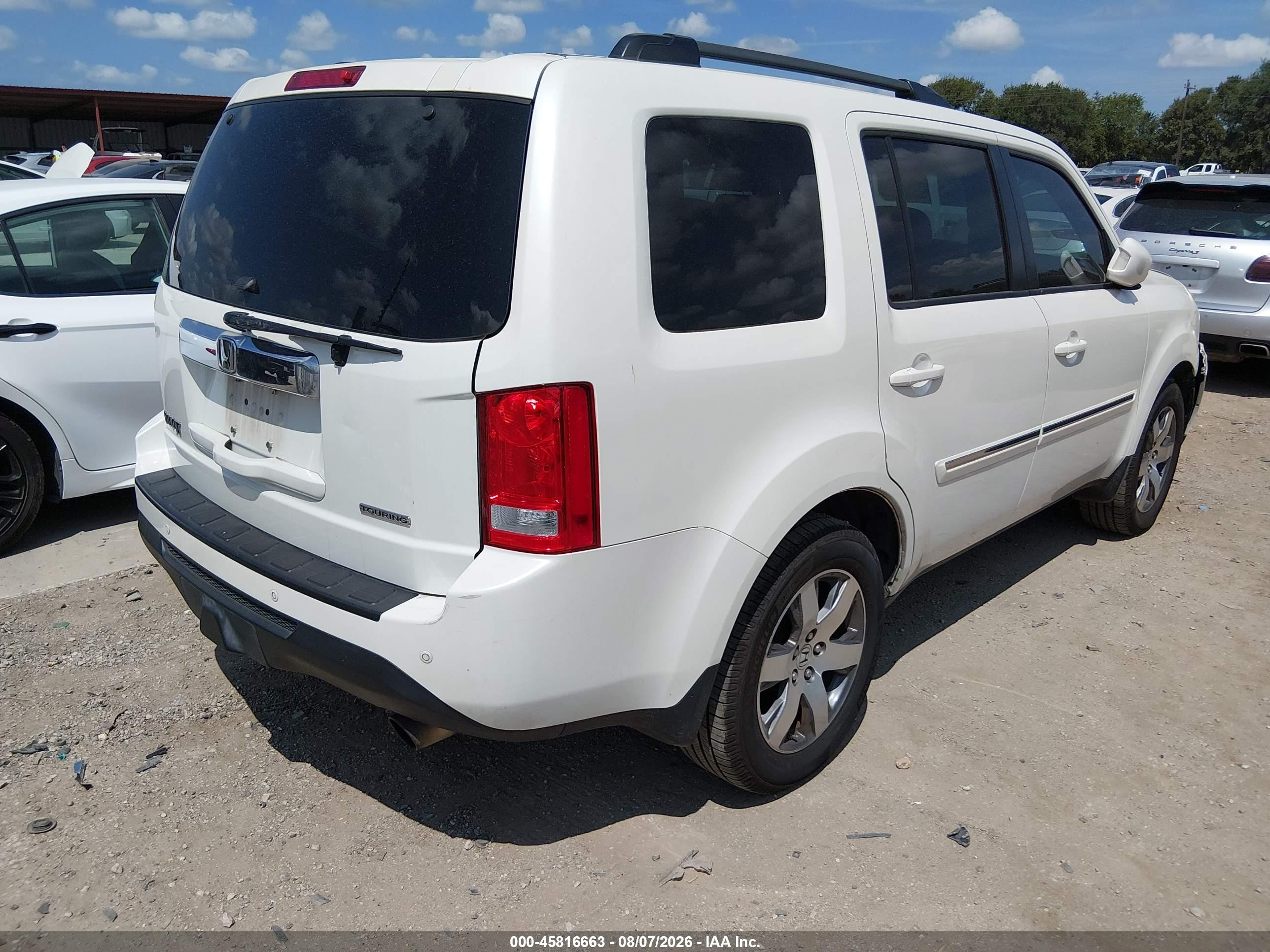 2014 Honda Pilot Touring White vin: 5FNYF3H97EB028246