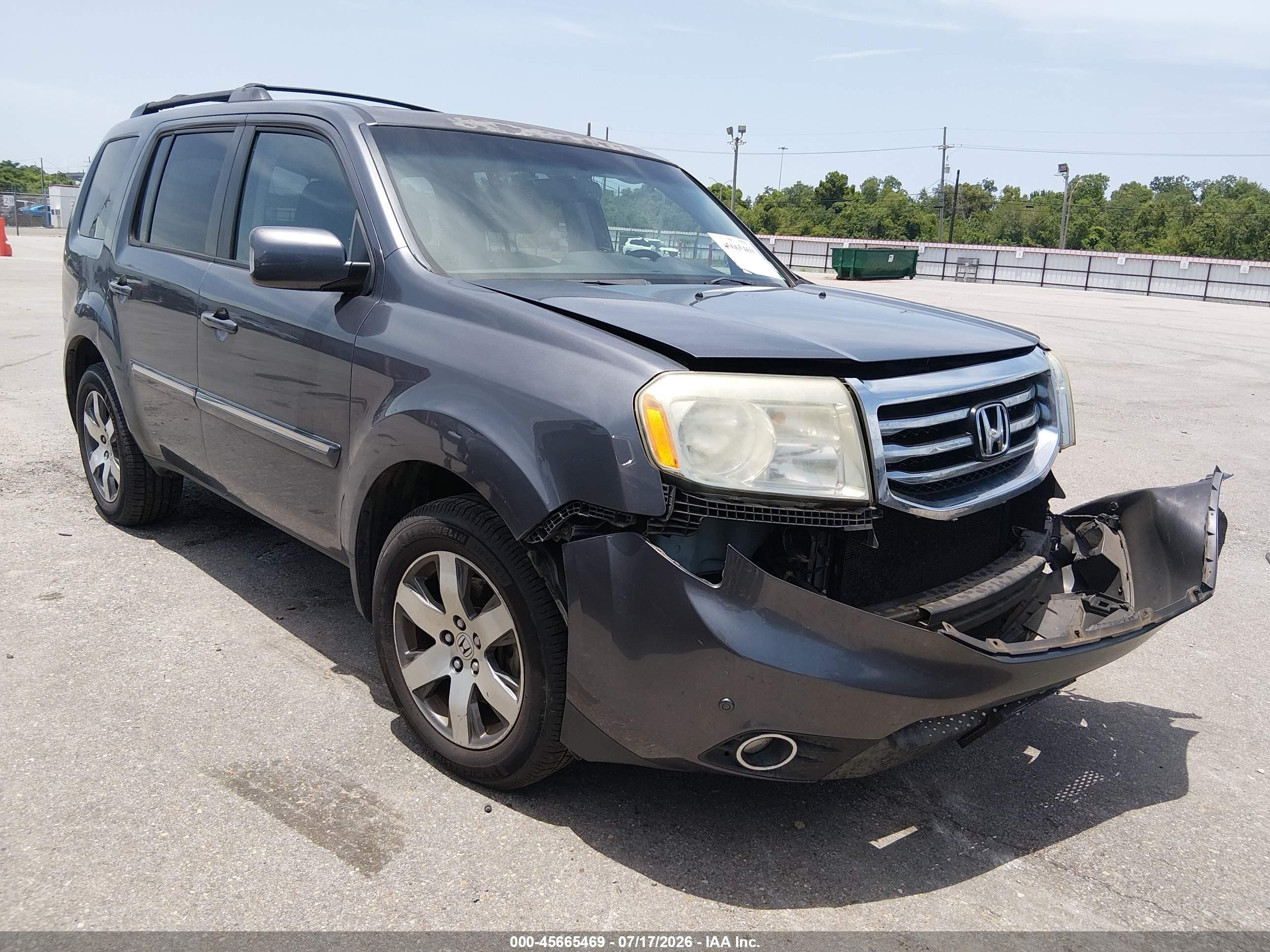 2015 Honda Pilot Touring Gray vin: 5FNYF3H97FB012338