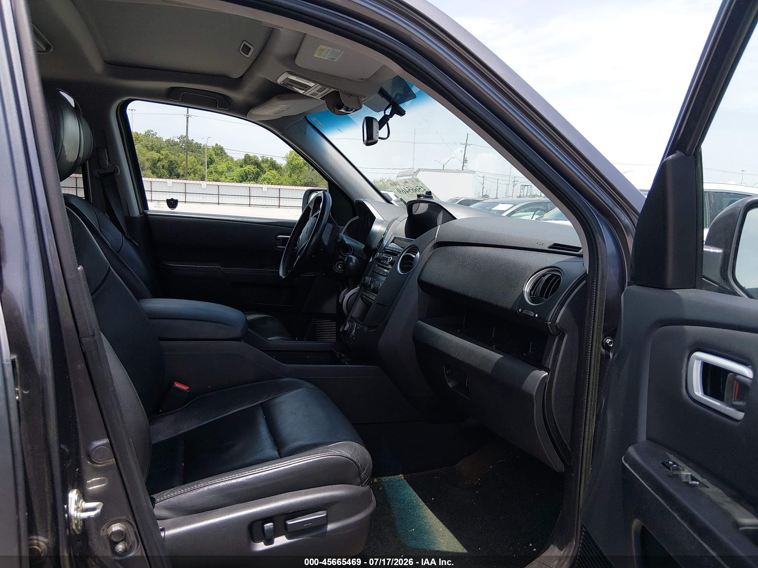 2015 Honda Pilot Touring Gray vin: 5FNYF3H97FB012338