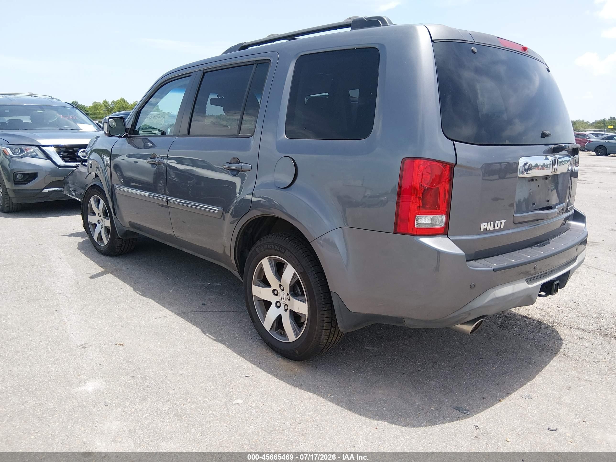 2015 Honda Pilot Touring Gray vin: 5FNYF3H97FB012338