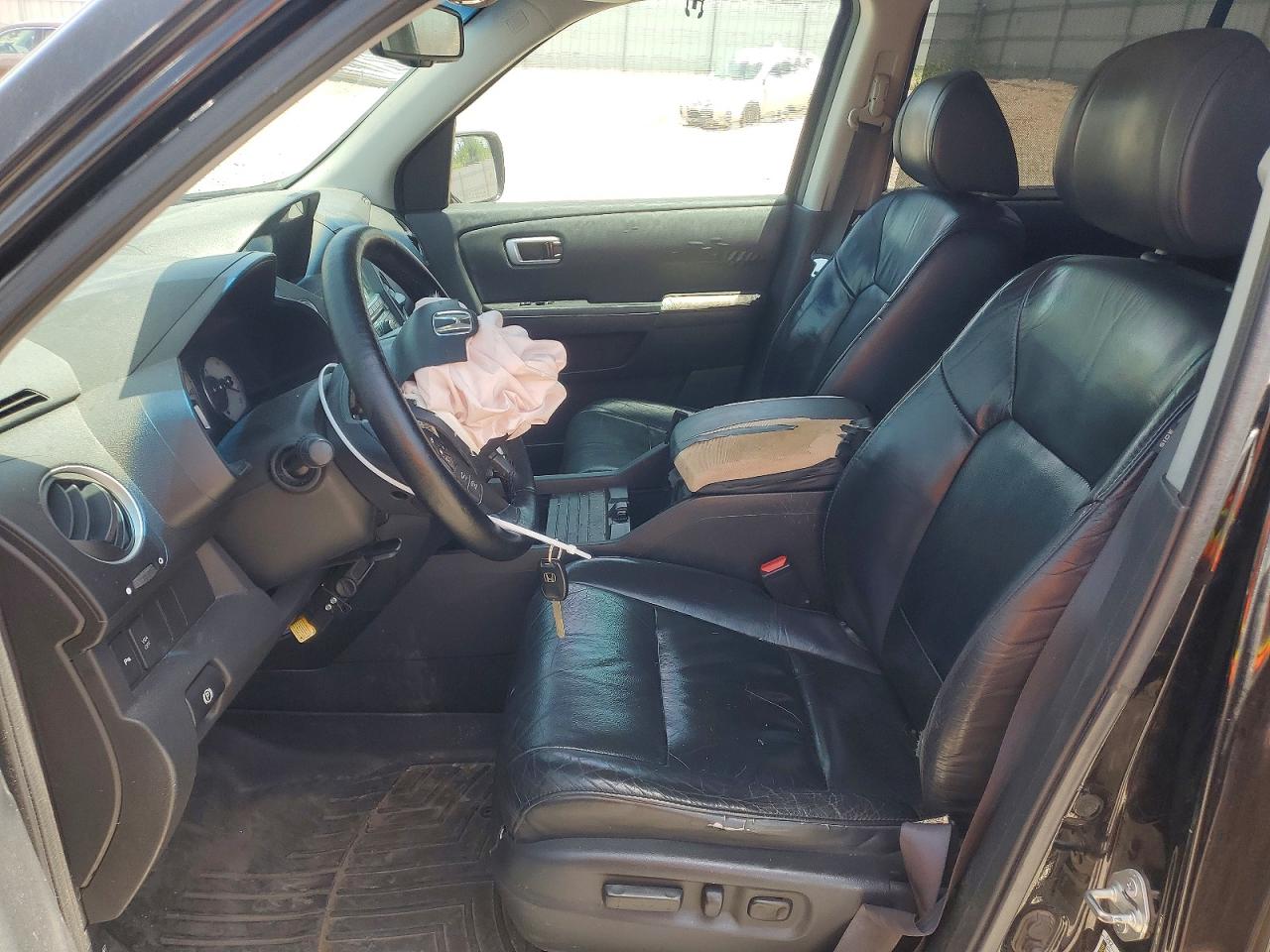 2011 Honda Pilot Touring Gray vin: 5FNYF3H98BB022807