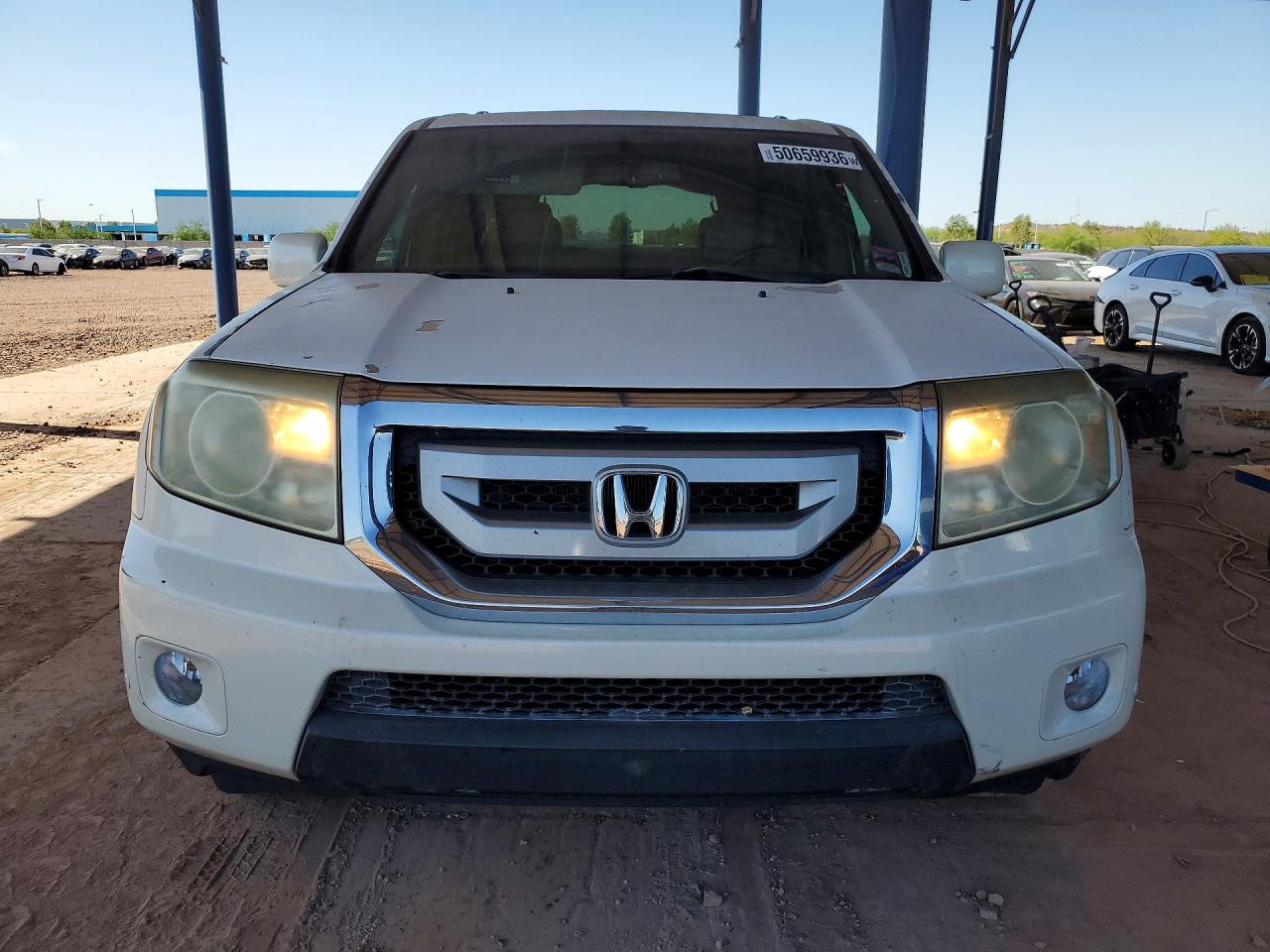 2011 Honda Pilot Touring White vin: 5FNYF3H98BB052003