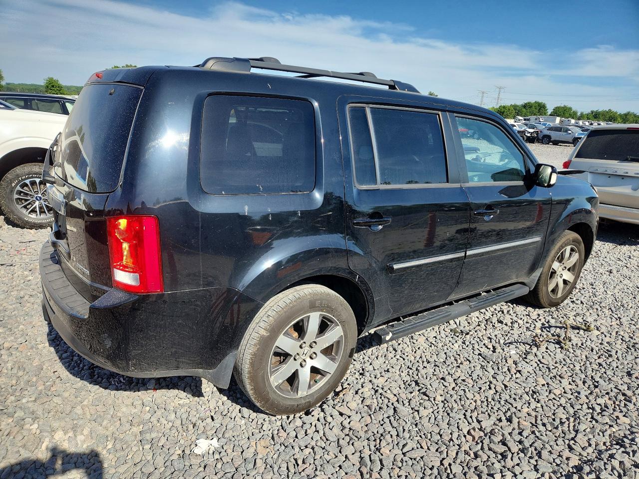 2012 Honda Pilot Touring Black vin: 5FNYF3H98CB021609