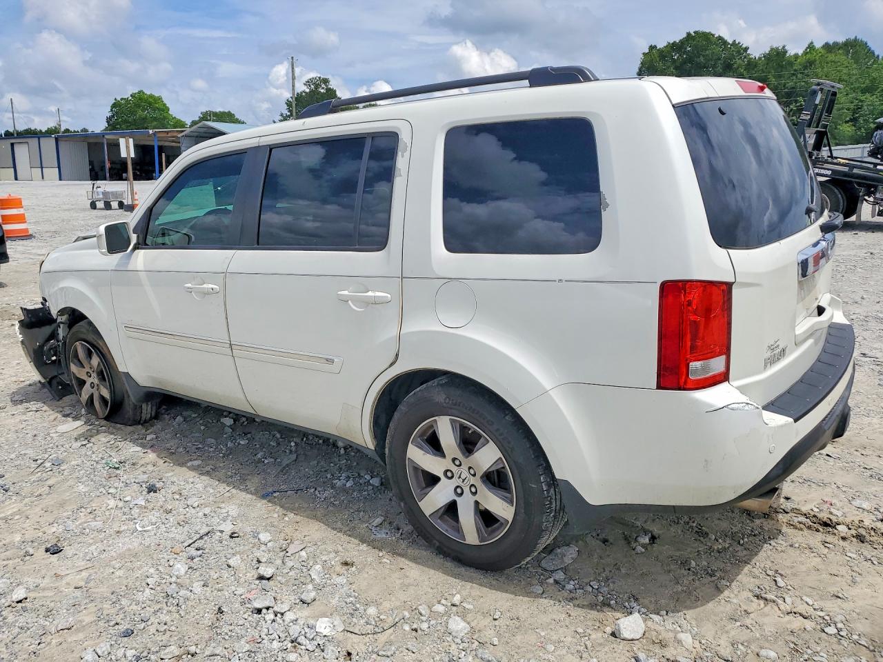 2014 Honda Pilot Touring White vin: 5FNYF3H98EB028708