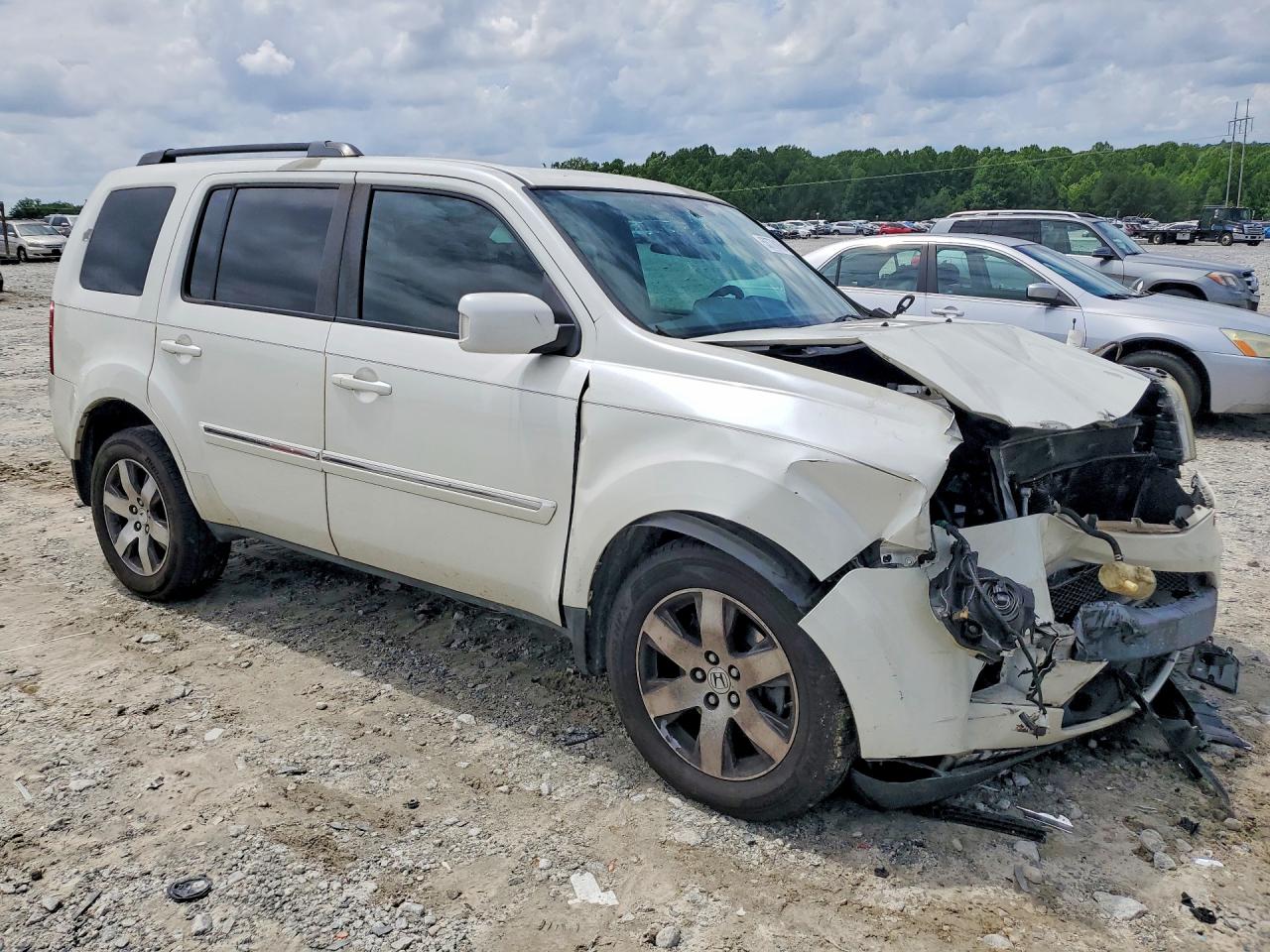 2014 Honda Pilot Touring White vin: 5FNYF3H98EB028708