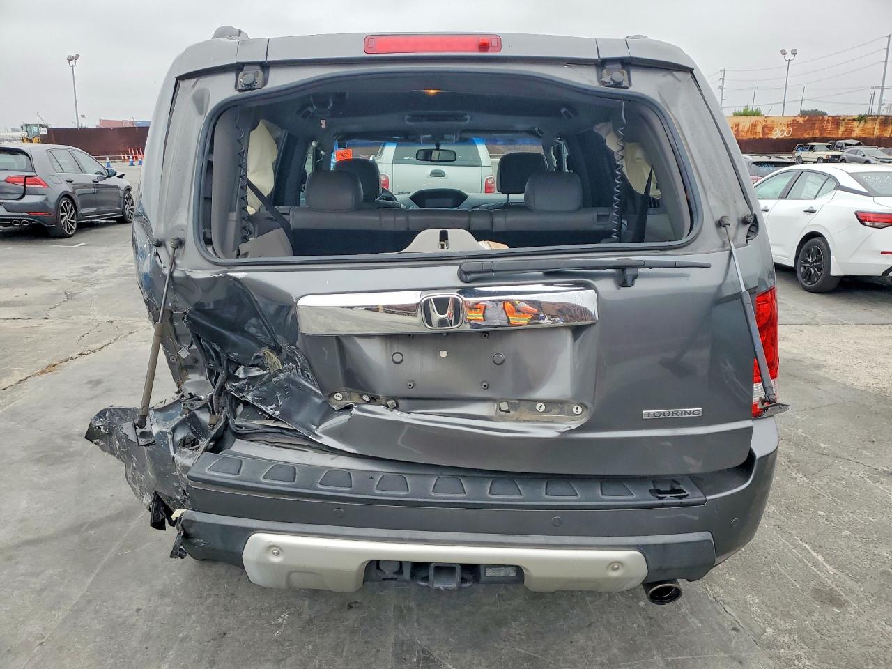 2011 Honda Pilot Touring Gray vin: 5FNYF3H99BB008723