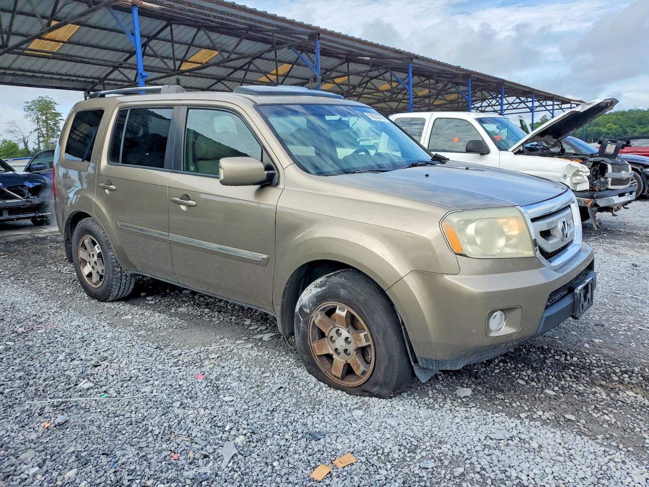 2011 Honda Pilot Touring Brown vin: 5FNYF3H99BB013629