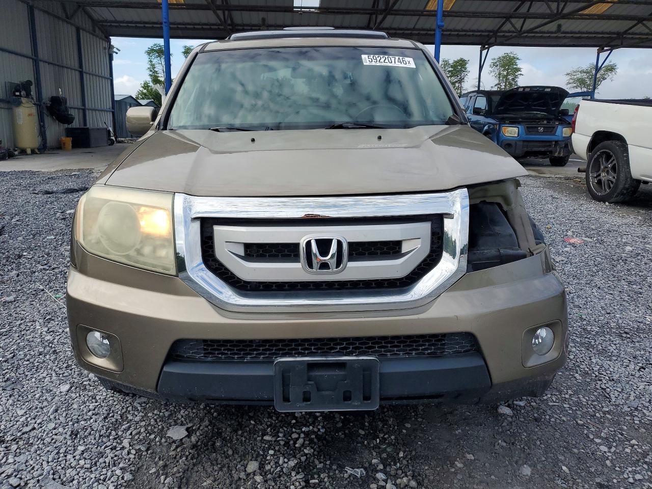 2011 Honda Pilot Touring Brown vin: 5FNYF3H99BB013629