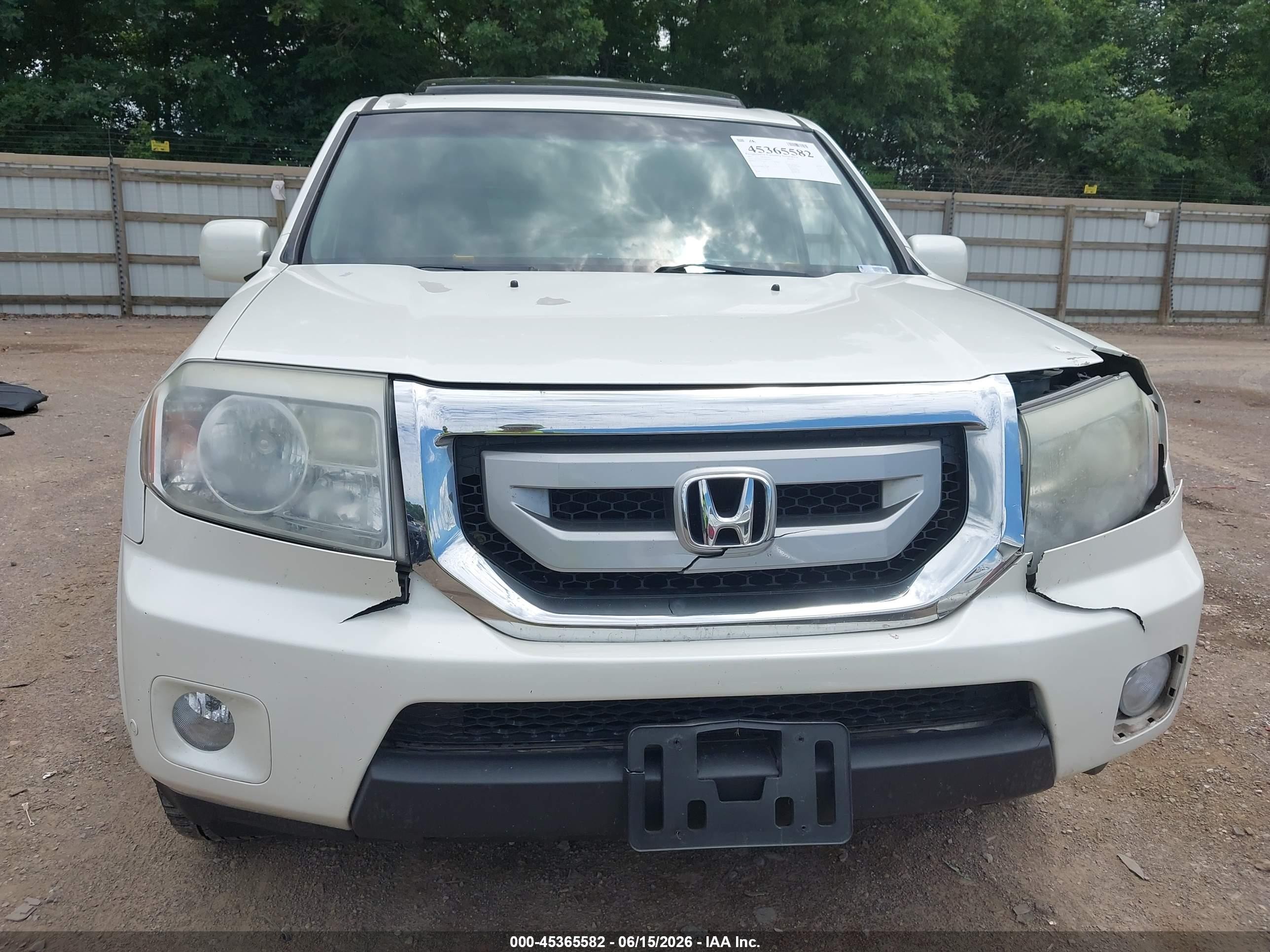2011 Honda Pilot Touring Белый vin: 5FNYF3H99BB050857