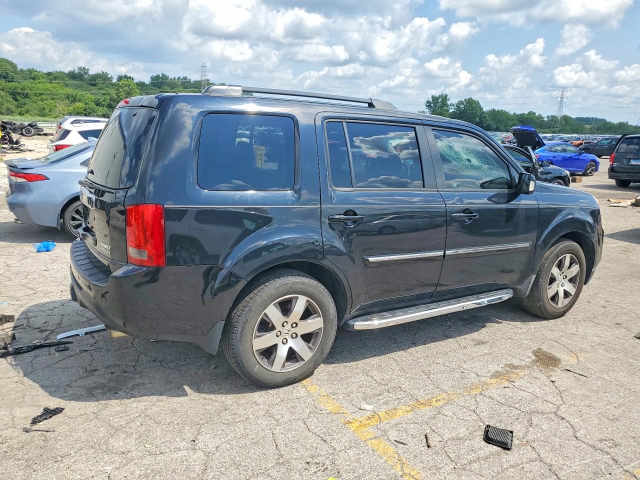 2012 Honda Pilot Touring Black vin: 5FNYF3H99CB018105