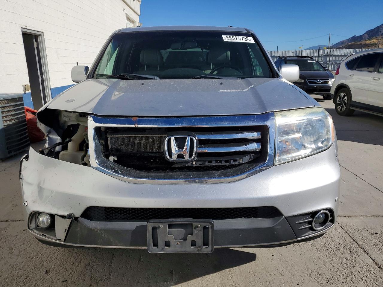 2012 Honda Pilot Touring Серебряный vin: 5FNYF3H99CB037544