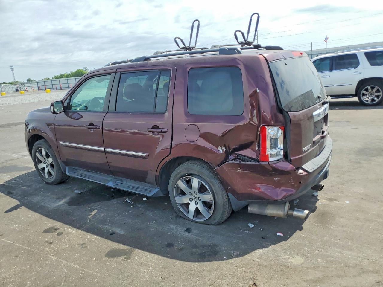 2012 Honda Pilot Touring Burgundy vin: 5FNYF3H99CB040508