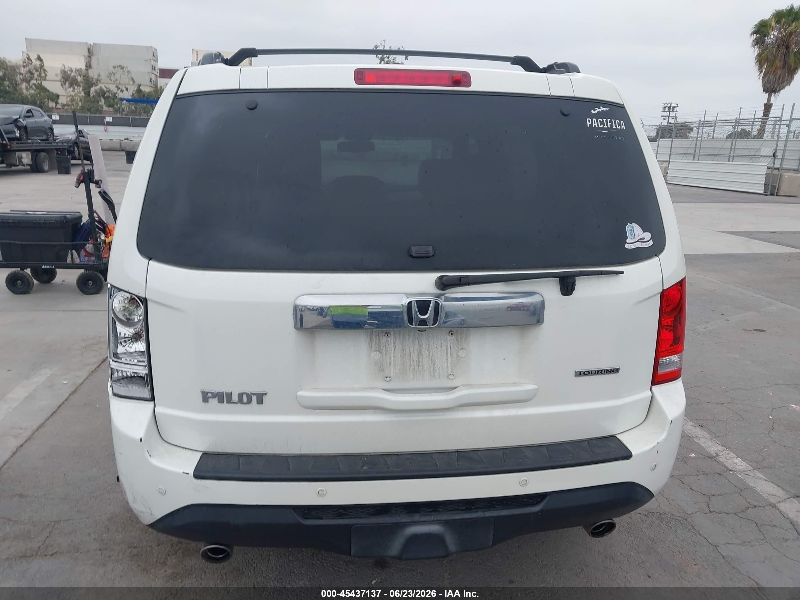 2013 Honda Pilot Touring White vin: 5FNYF3H99DB035150