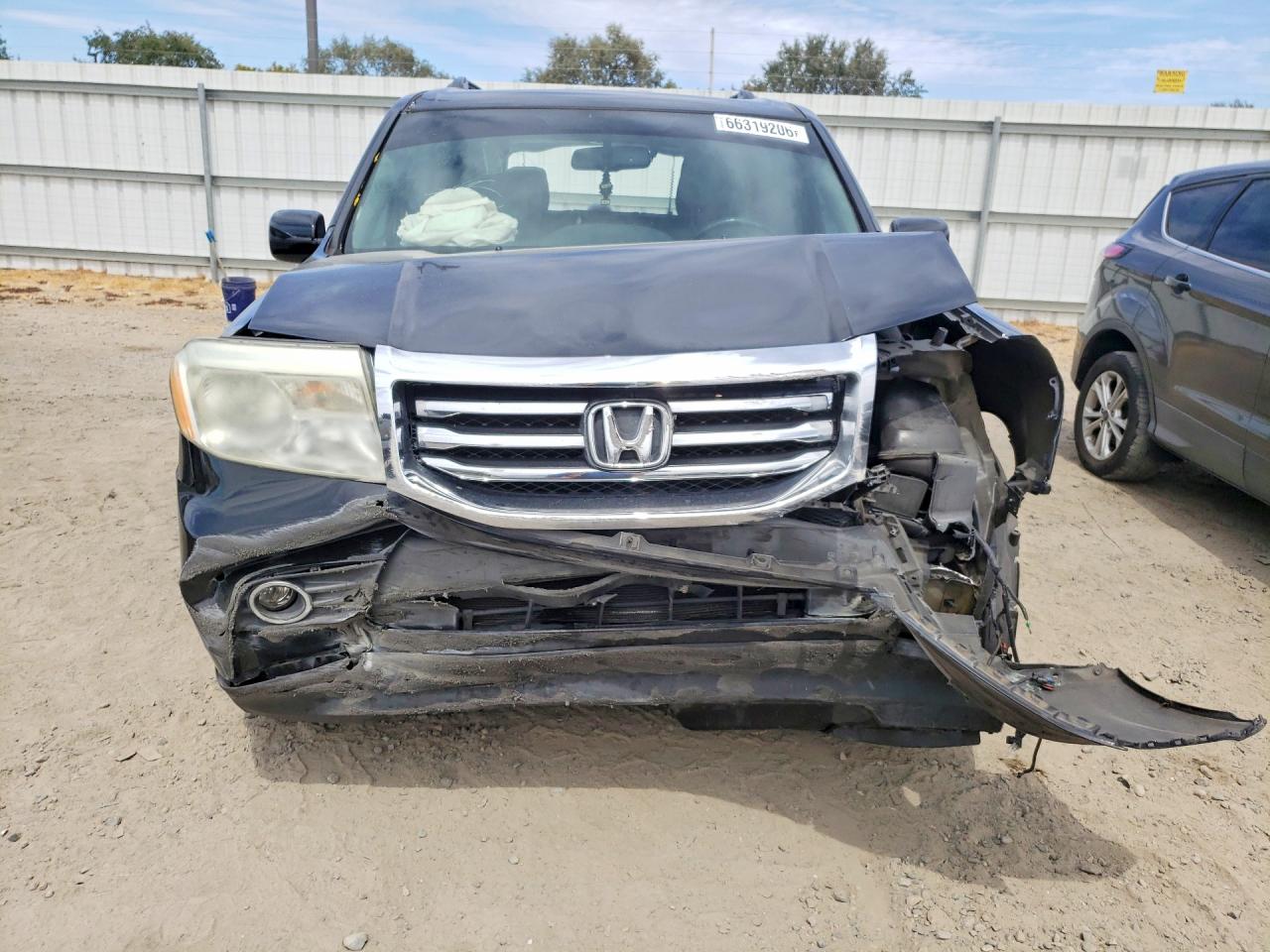 2014 Honda Pilot Touring Black vin: 5FNYF3H99EB016731