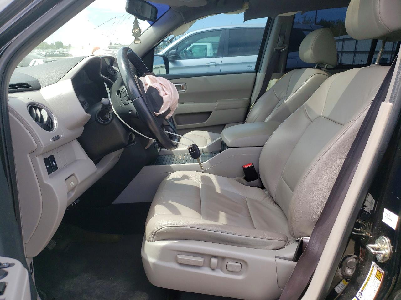 2014 Honda Pilot Touring Black vin: 5FNYF3H99EB016731