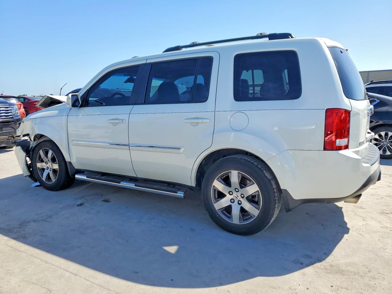 2014 Honda Pilot Touring White vin: 5FNYF3H99EB023713