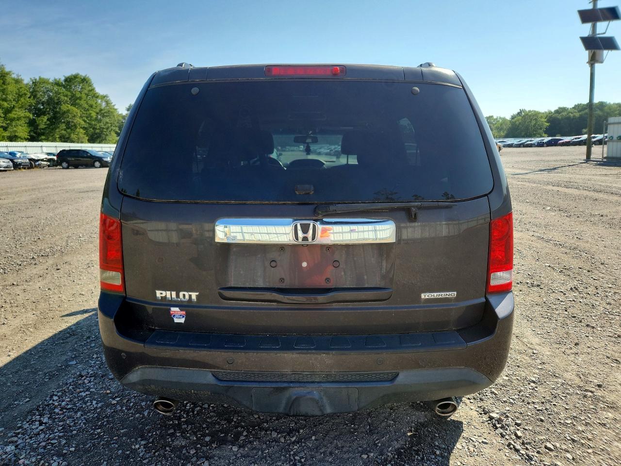 2015 Honda Pilot Touring Charcoal vin: 5FNYF3H99FB008033