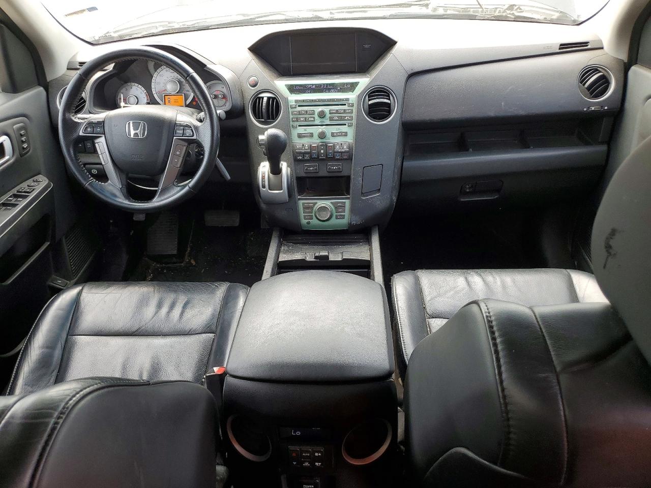 2011 Honda Pilot Touring Black vin: 5FNYF3H9XBB030682