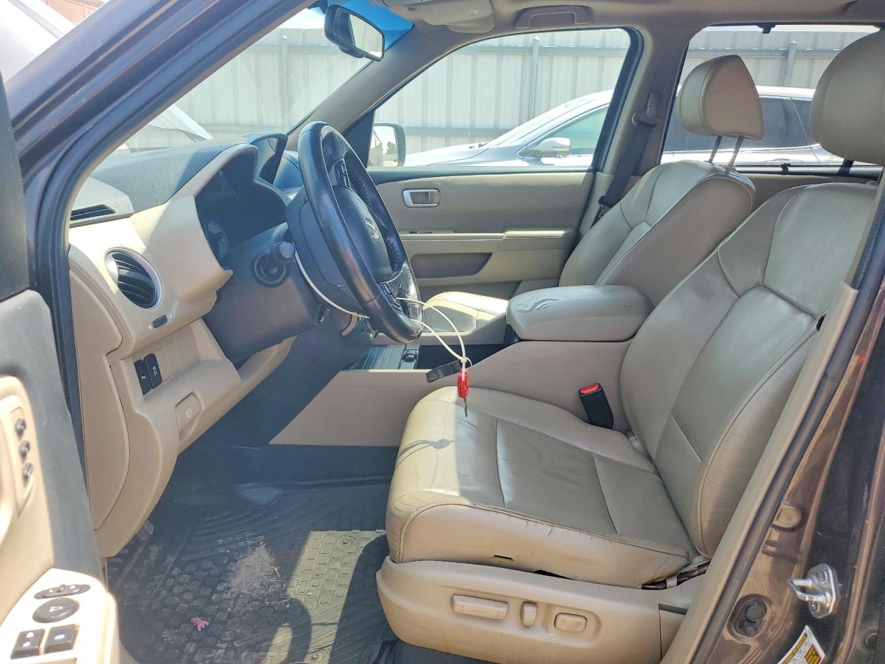 2012 Honda Pilot Touring Black vin: 5FNYF3H9XCB040534