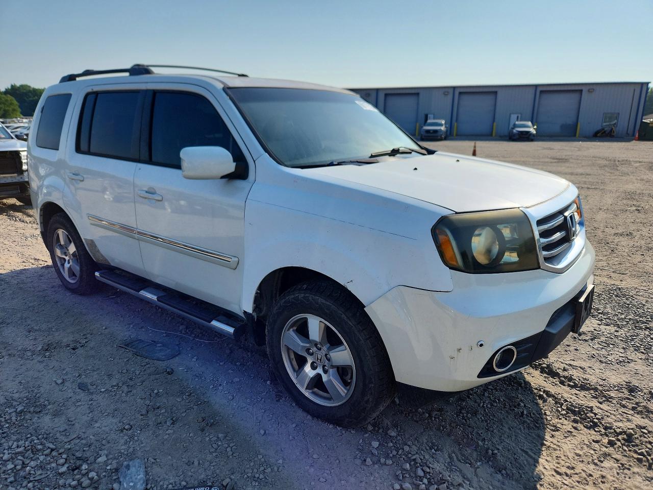 2012 Honda Pilot Touring White vin: 5FNYF3H9XCB040792