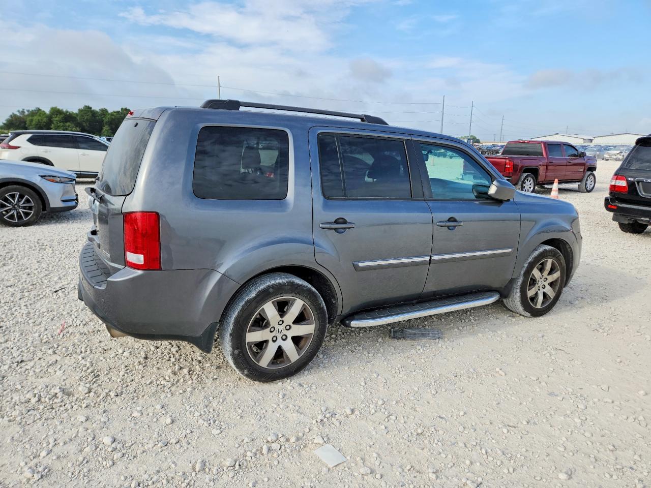 2013 Honda Pilot Touring Gray vin: 5FNYF3H9XDB025498