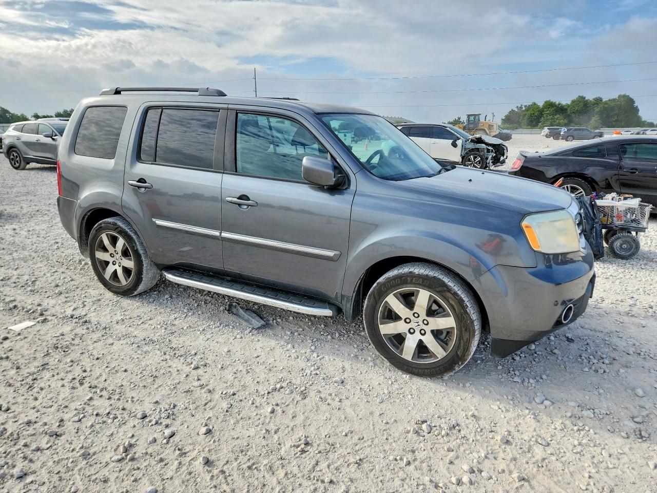 2013 Honda Pilot Touring Gray vin: 5FNYF3H9XDB025498
