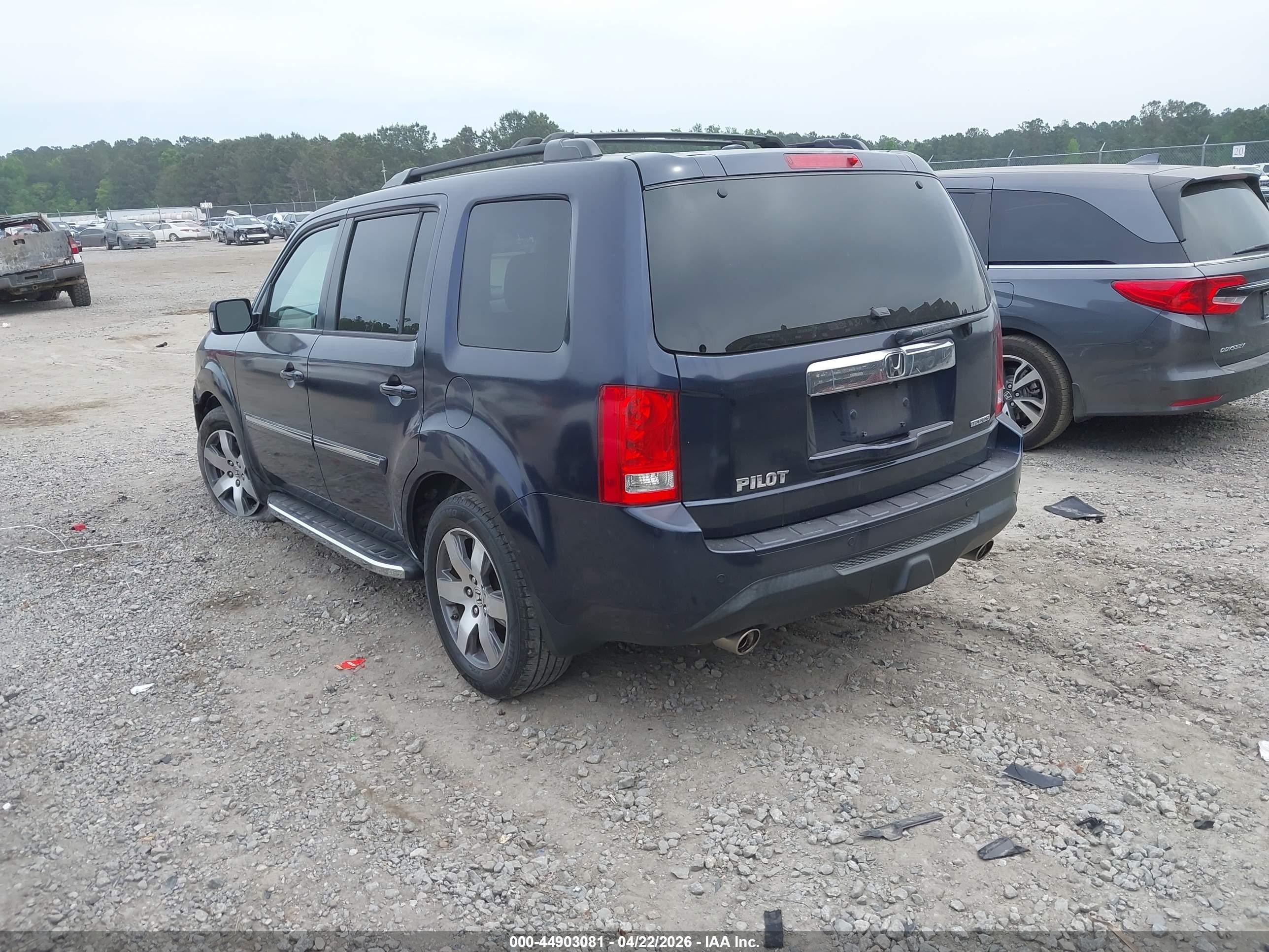 2013 Honda Pilot Touring Blue vin: 5FNYF3H9XDB032208