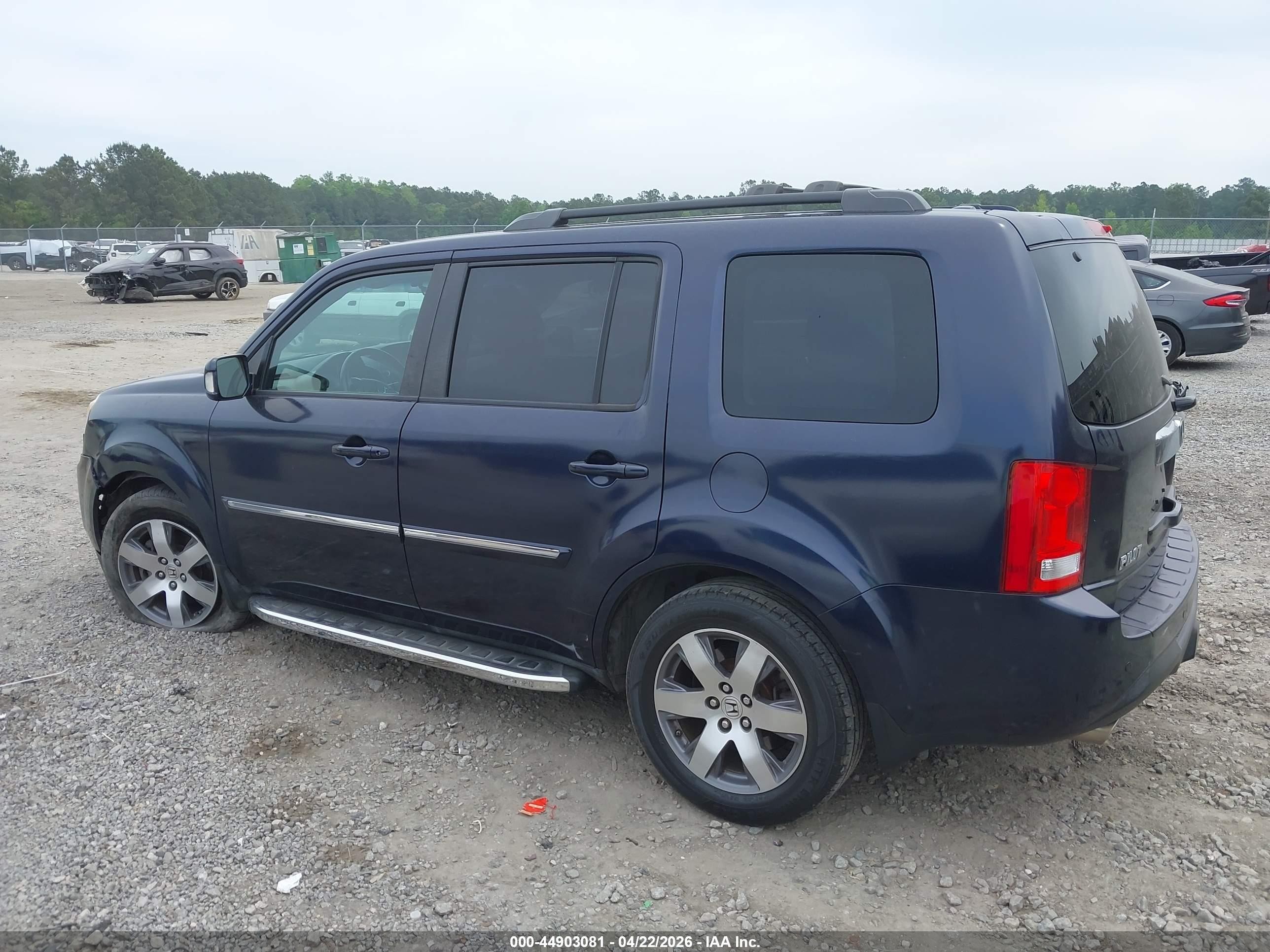 2013 Honda Pilot Touring Blue vin: 5FNYF3H9XDB032208