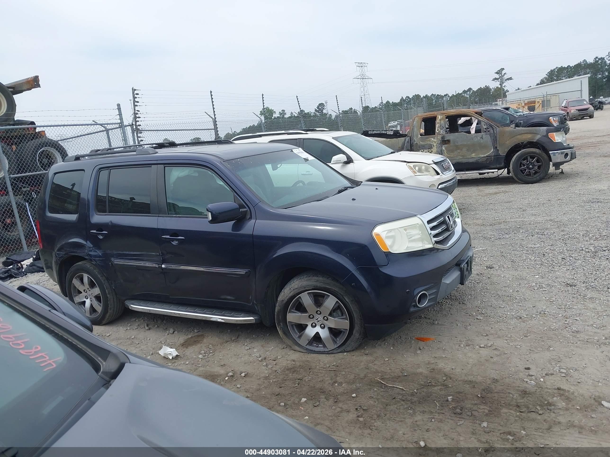 2013 Honda Pilot Touring Blue vin: 5FNYF3H9XDB032208
